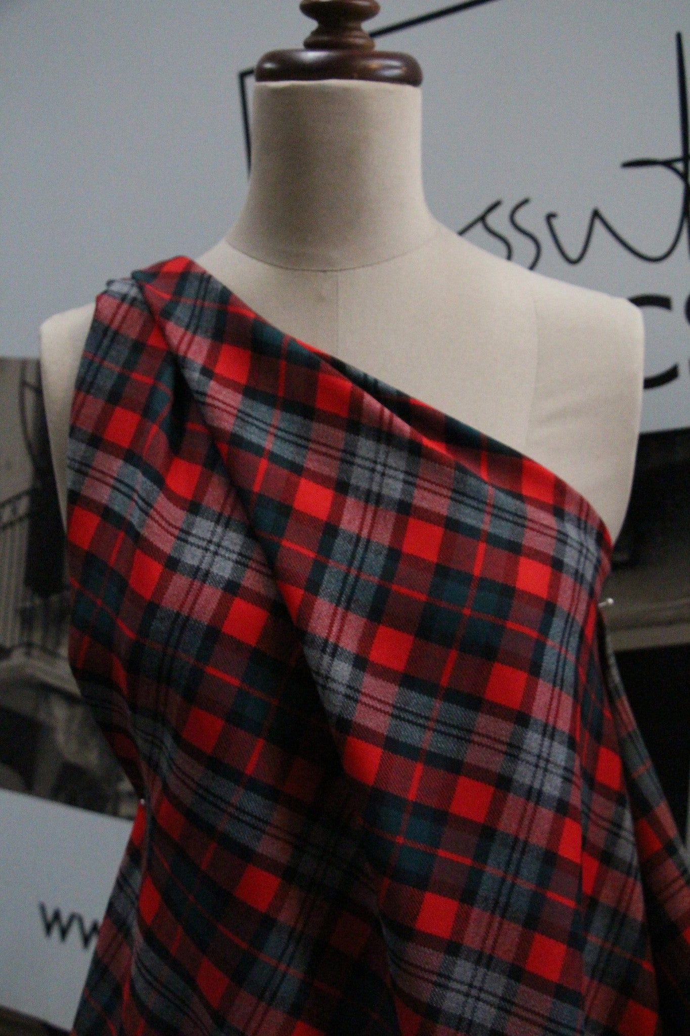 Bertoni Red Tartan Plaid Scarf - Soft Wool Blend Winter Wrap for Men & Women - Perfect for Cold Weather, Outdoor Activities, and Holiday Gifts