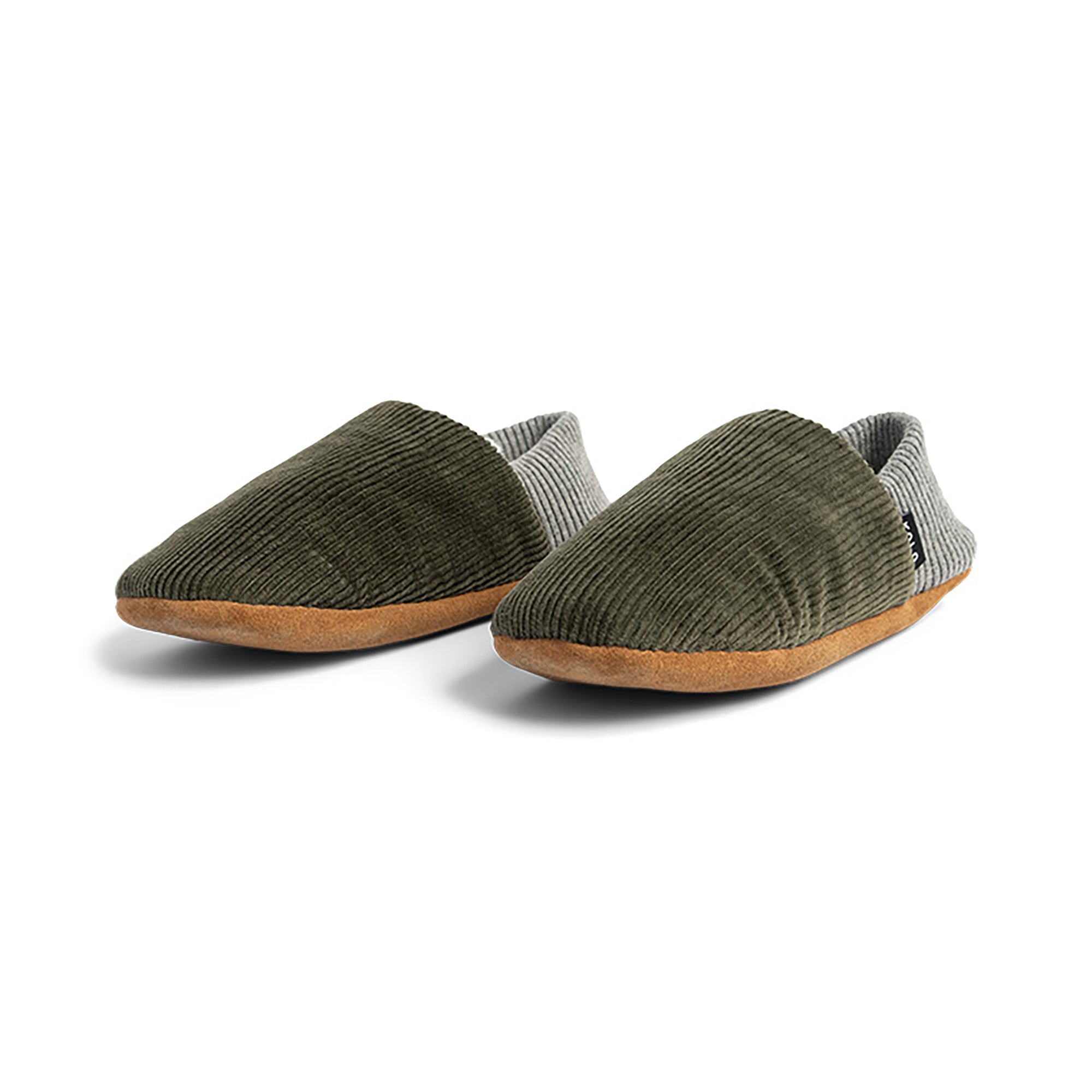 Willer Cozy Corduroy House Slippers with Soft Fur Lining - Warm Indoor Shoes for Women & Men - Perfect for Winter, Lounging at Home, and Cold Floors