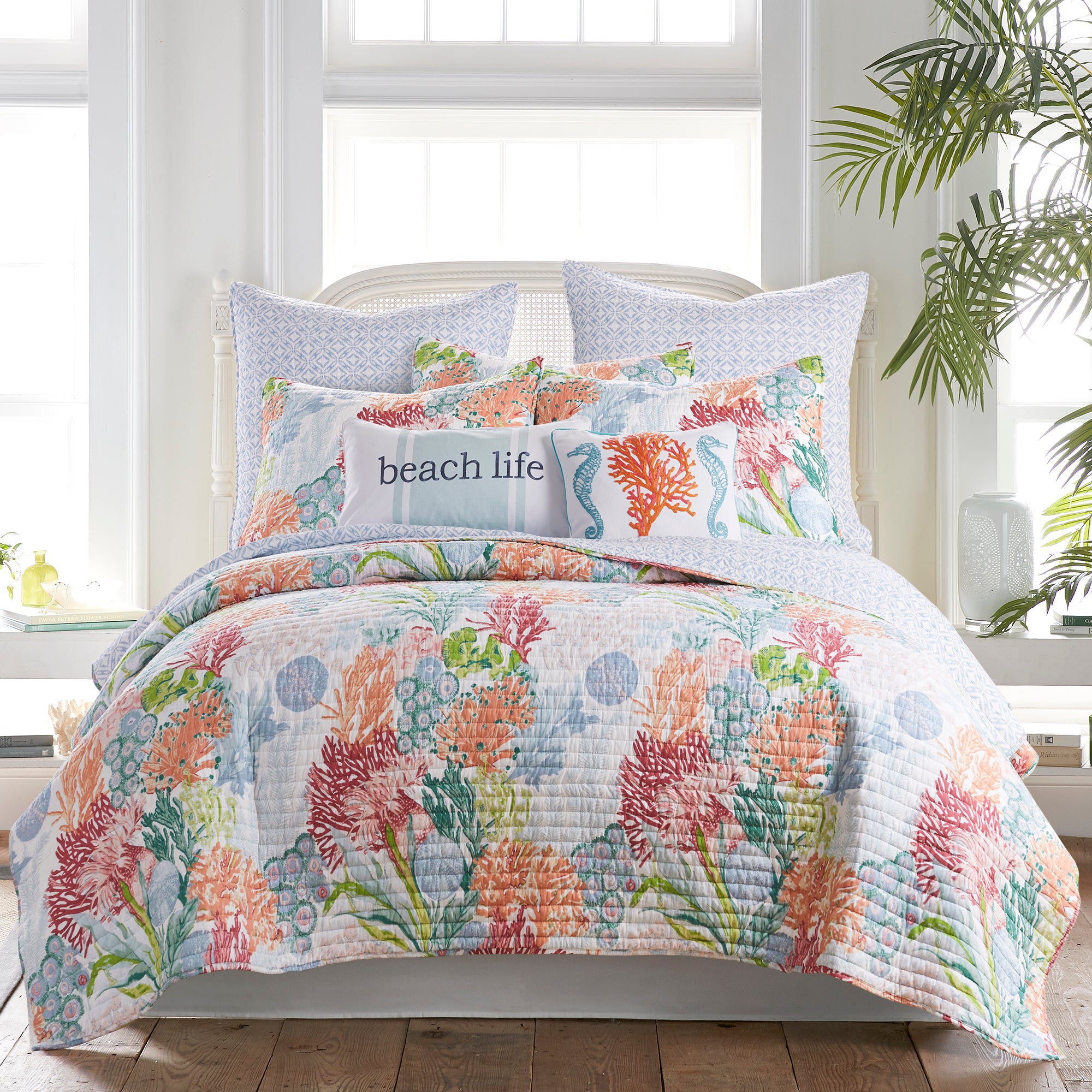 Sunset Bay Beach Life Pillow - Soft Decorative Throw Pillow for Outdoor Patio, Living Room & Coastal Home Decor - Perfect for Beach House, Porch & Summer Relaxation