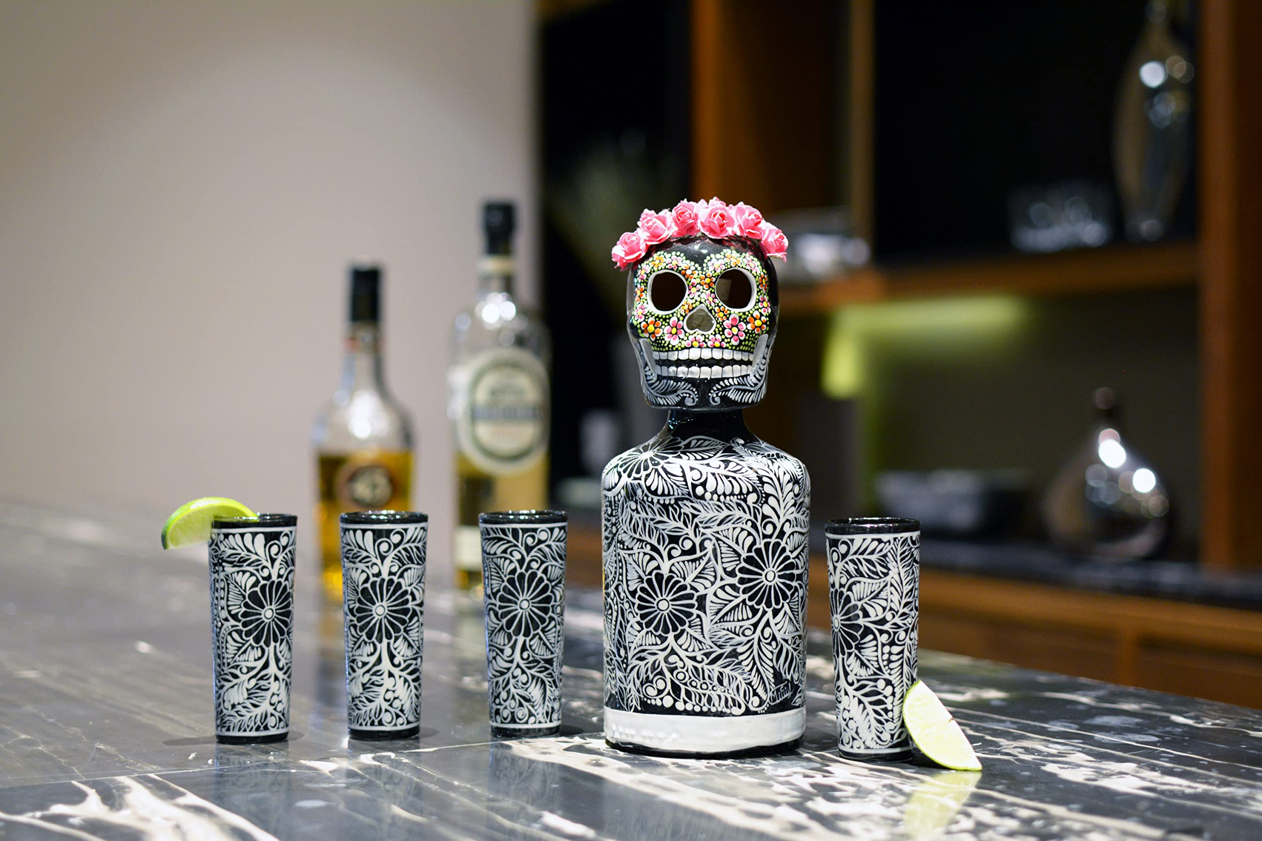 Hand-Painted Mexican Skull Tequila Decanter Set with Shot Glasses & Sombrero - Unique Bar Decor & Liquor Gift (Black Catrina Set) - Perfect for Cinco de Mayo Parties & Home Bar Decorations