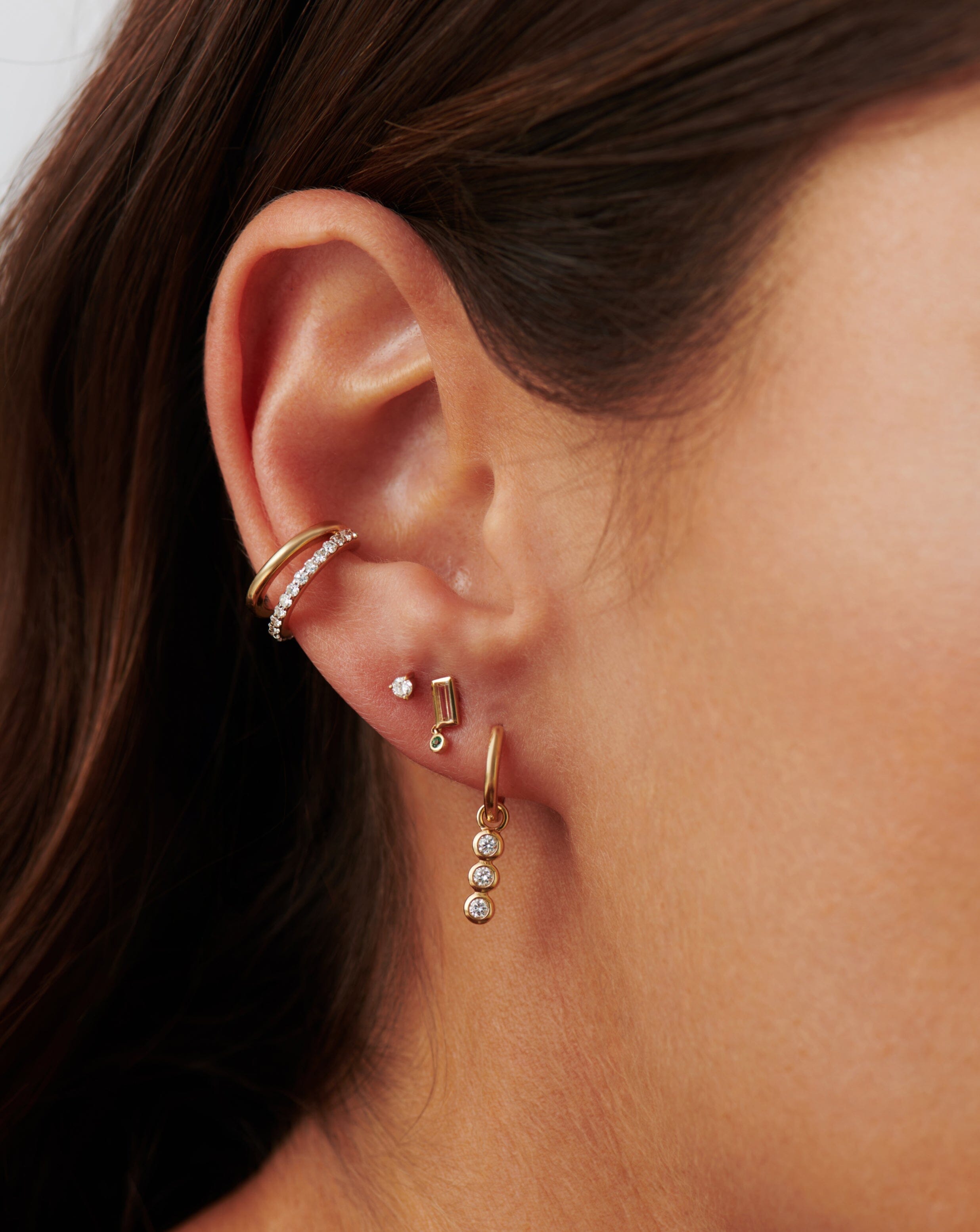 Exquisite Emerald Single Drop Stud Earrings for Women - 14K Gold Plated Elegant Jewelry Gift - Perfect for Weddings, Parties & Special Occasions