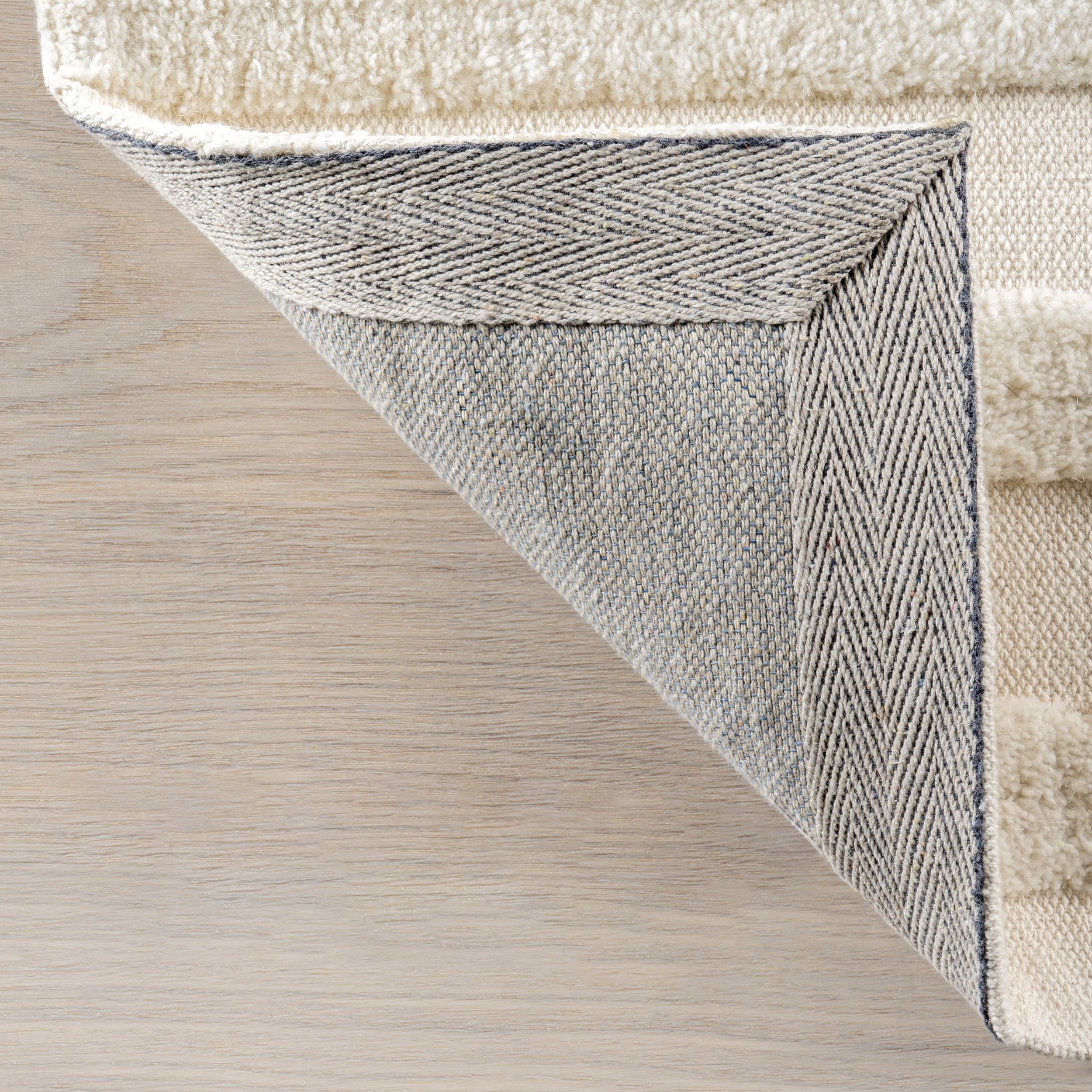Luxury Downtown Textured Rug in Ivory - Soft & Stylish Area Rug for Living Room, Bedroom, or Office Decor