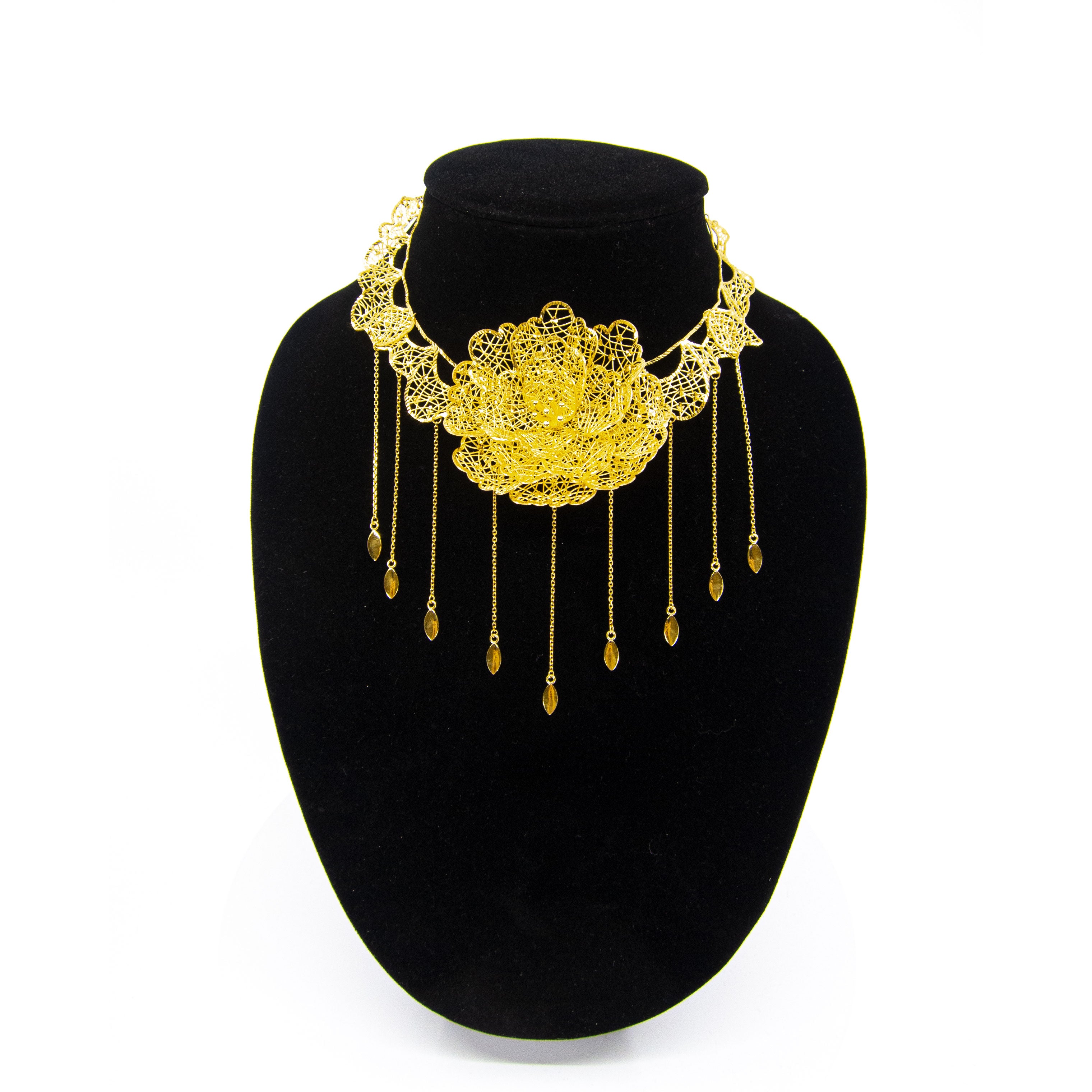 24K Gold Peony Necklace for Women - Elegant Floral Pendant Jewelry Gift for Birthday, Anniversary & Valentine's Day | Perfect for Weddings, Parties & Special Occasions
