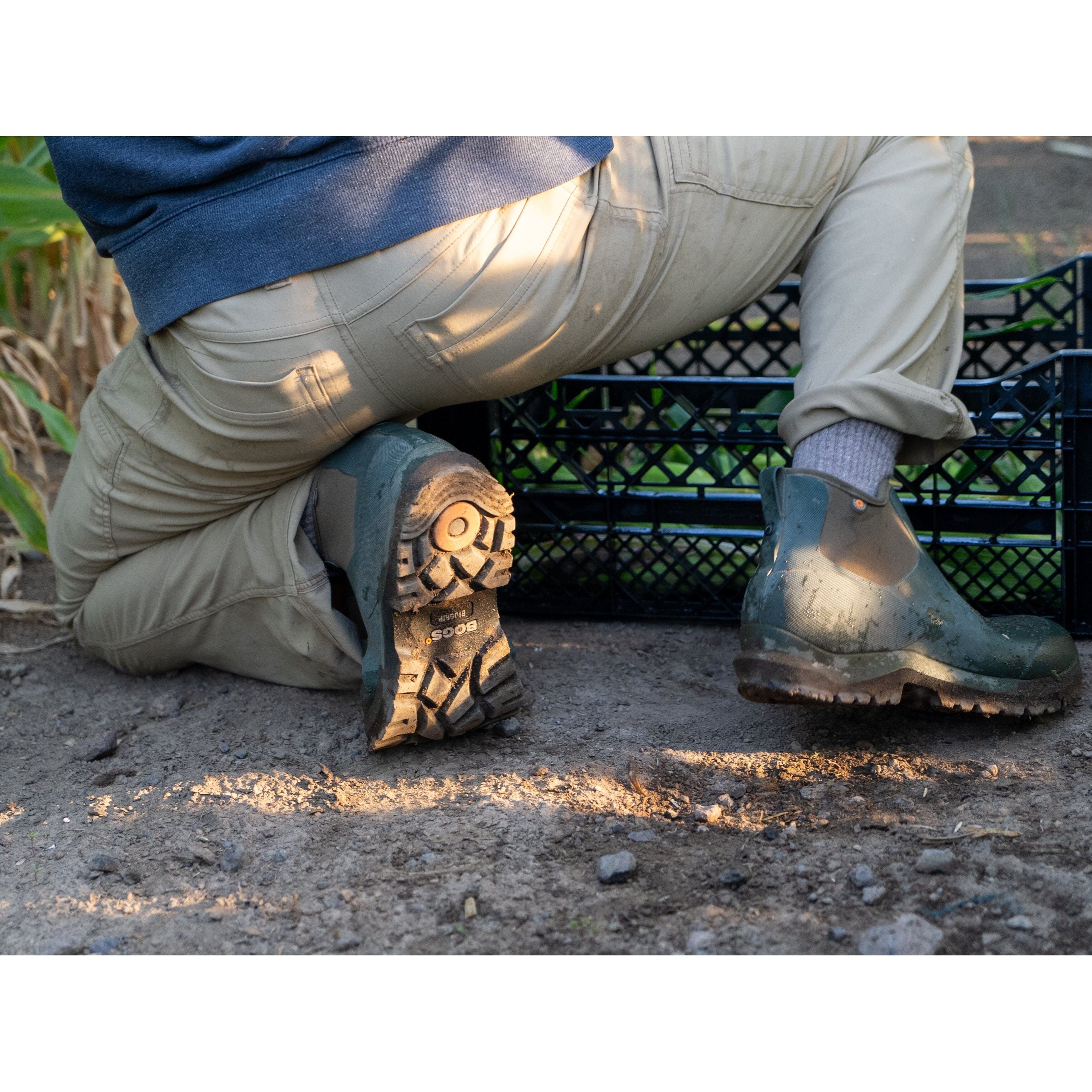 BOGS Sauvie Chelsea II Men's Waterproof Boots - Slip-Resistant Winter & Rain Boots for Outdoor Work, Hiking & Casual Wear