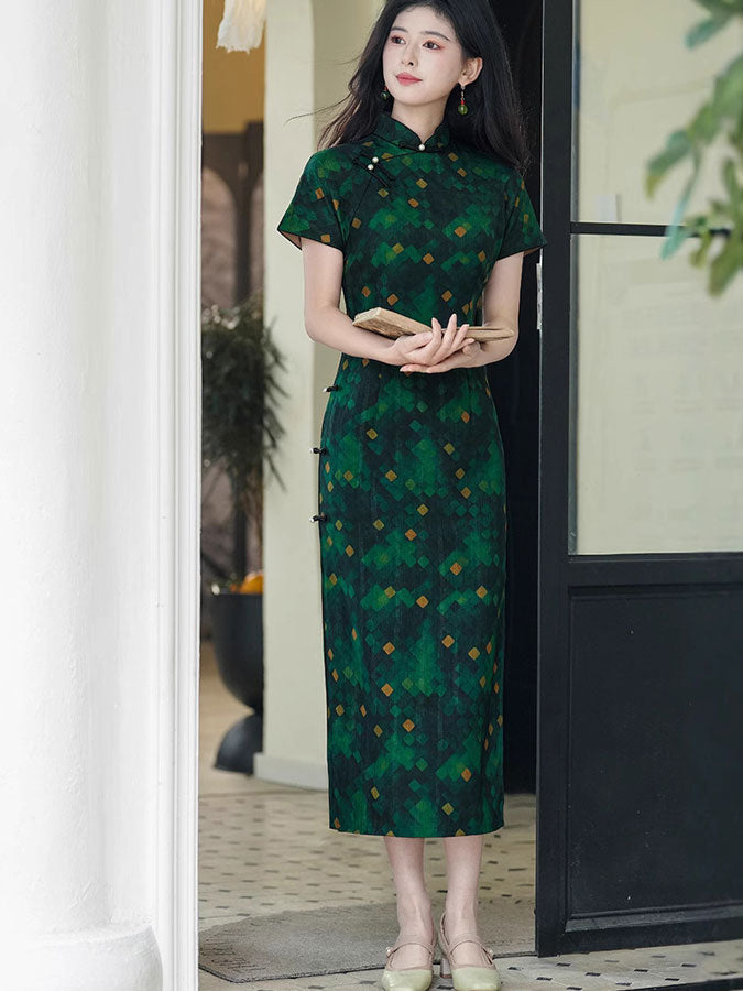 2025 Green Plaid Cheongsam Qipao Dress - Vintage Chinese Traditional Dress for Women - Perfect for Lunar New Year, Weddings & Special Occasions