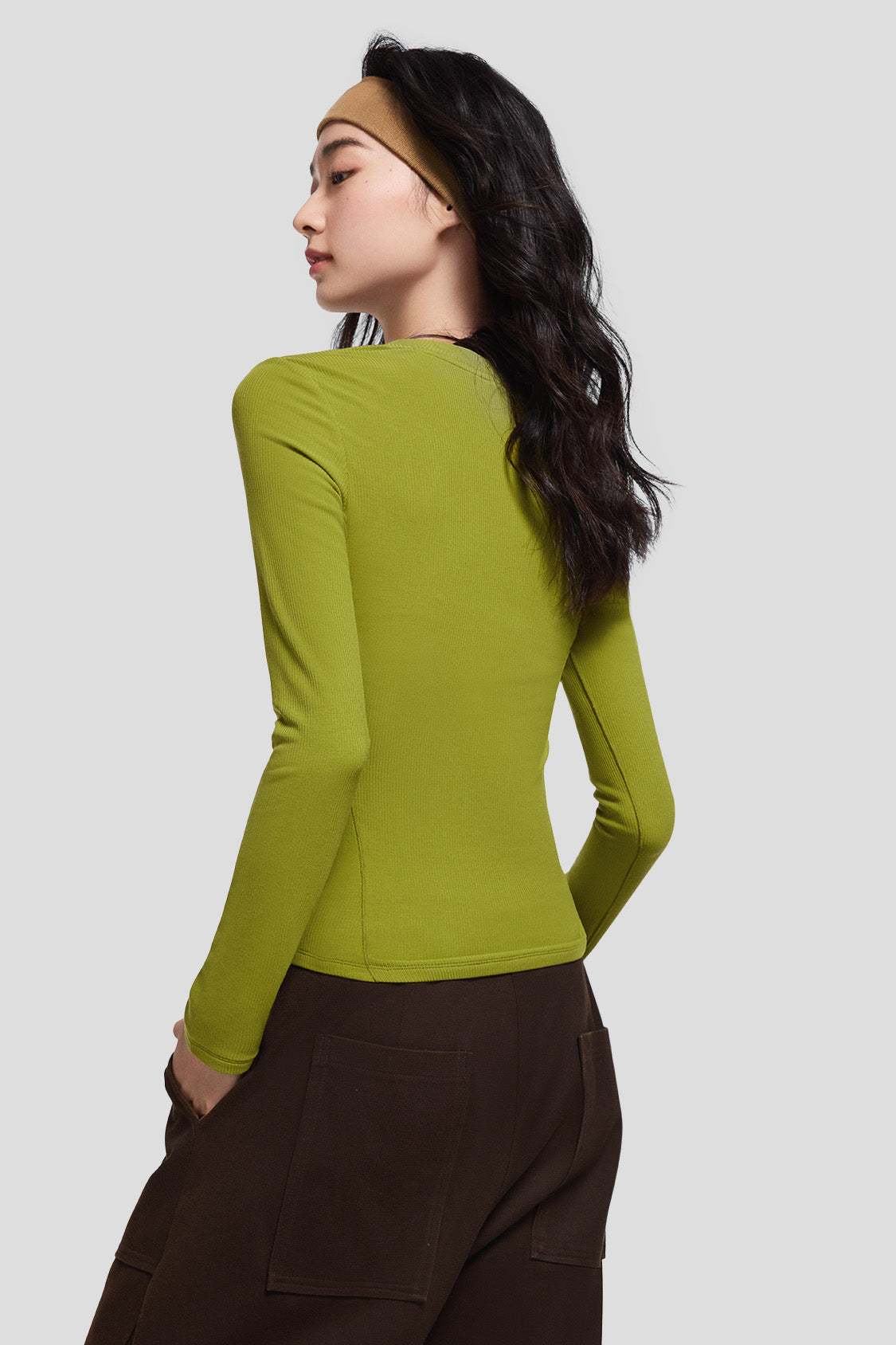 SoftLayer Women's Thermal Base Layer - Warm & Comfortable Winter Underwear for Outdoor Activities, Skiing & Snowboarding
