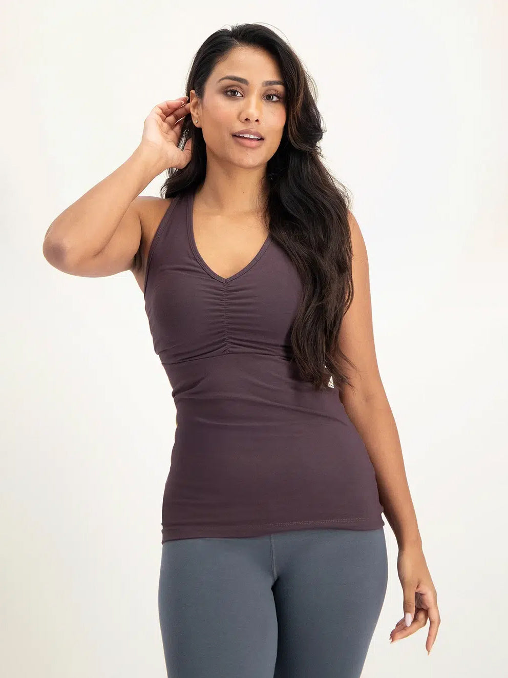 Urban Goddess Anjea Yoga Support Tank Top - Women's Workout Shirt for Yoga, Gym & Fitness - Breathable & Comfortable Activewear in Berry Color - Perfect for Yoga Classes, Pilates & Lounge Wear