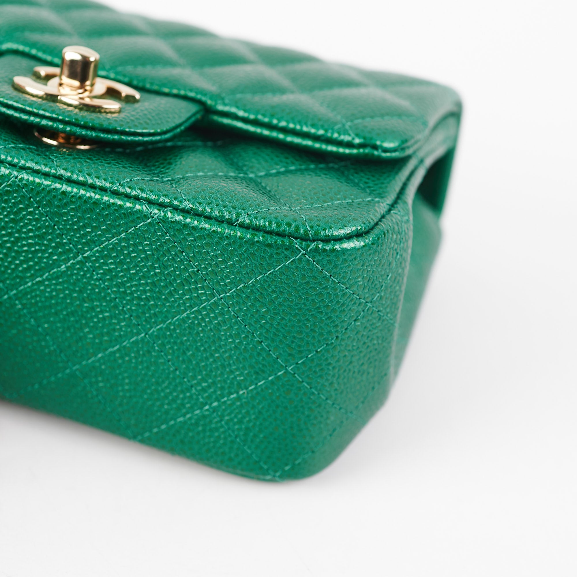 Chanel Quilted Caviar Mini Square Bag 18S Emerald Green - Luxury Crossbody Purse for Women, Perfect for Parties, Dating & Evening Events