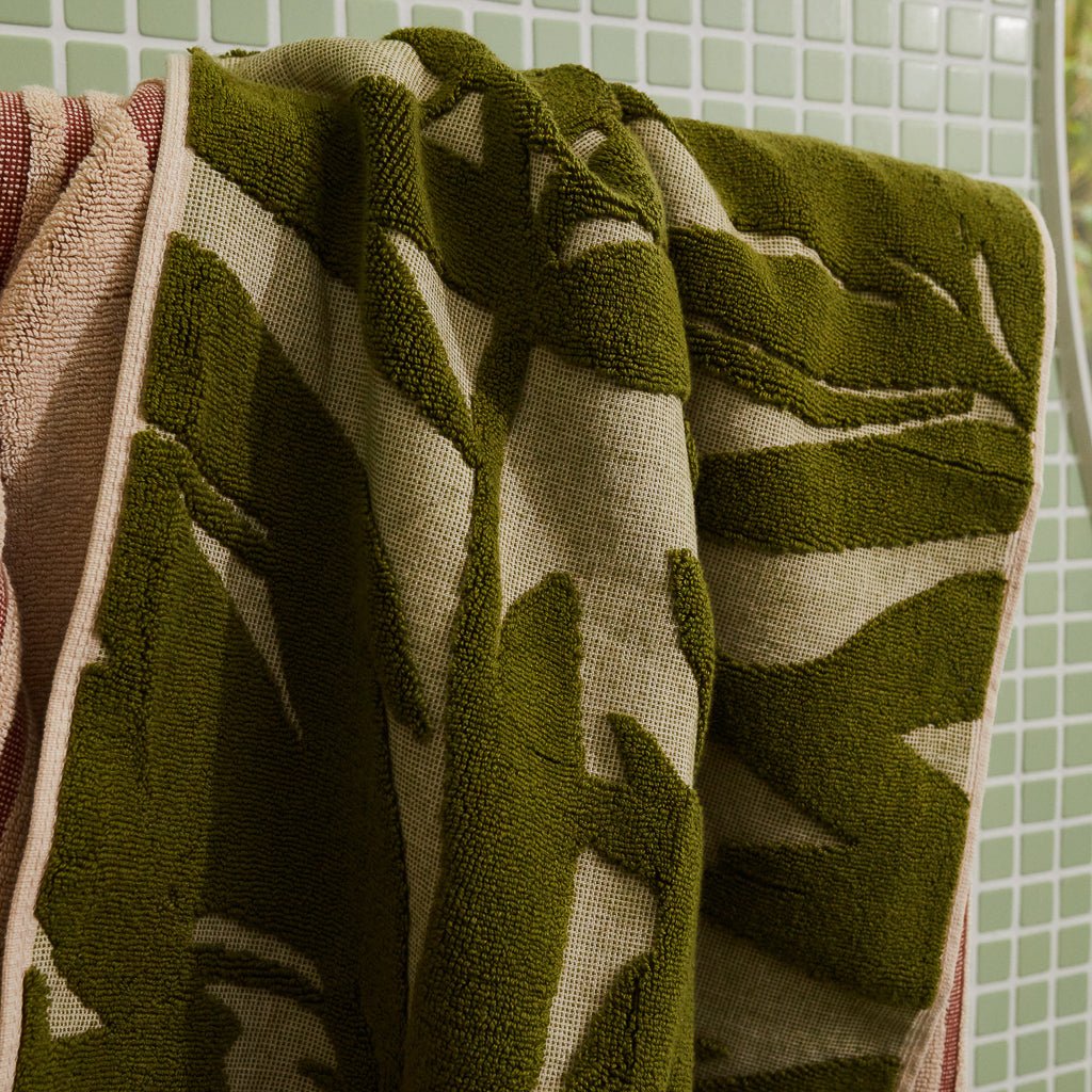 Premium Verita Bath Sheet - Extra Large, Super Soft & Absorbent 100% Cotton Towel for Spa, Beach & Luxury Bathroom Use