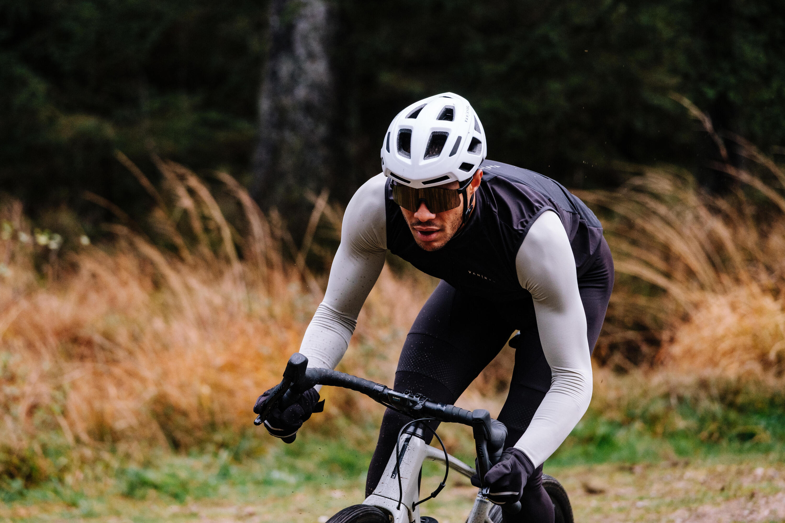 Riverside GCR Rival AXS Carbon Gravel Bike - Lightweight Carbon Frame, SRAM Rival AXS Groupset - Perfect for Adventure Racing, Bikepacking & Off-Road Cycling