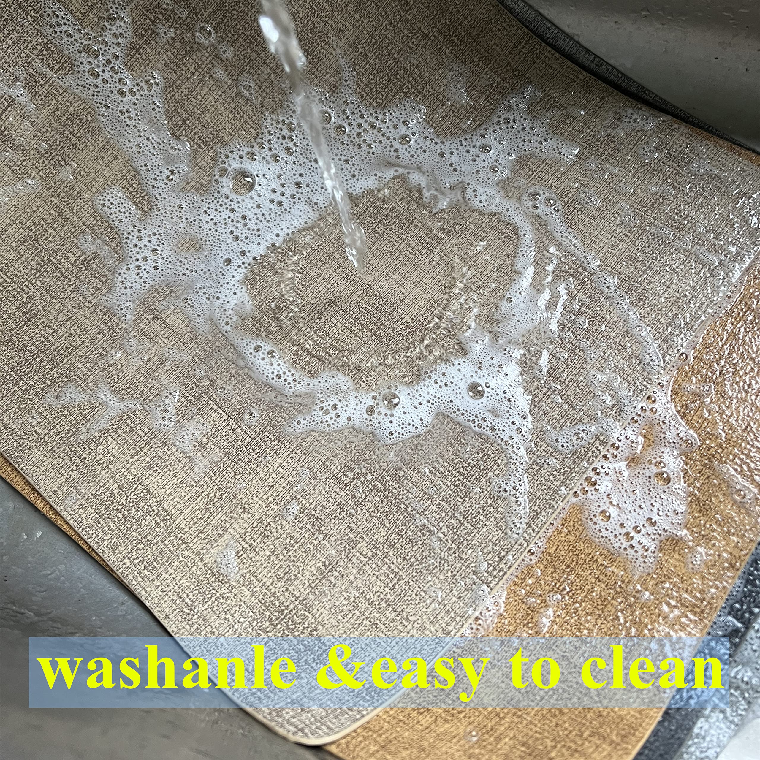 WAZAIGUR Waterproof Heat-Resistant Thick Faux Leather Placemats - Set of 4 Washable Light Gray Table Mats for Dining, Kitchen & Office Use