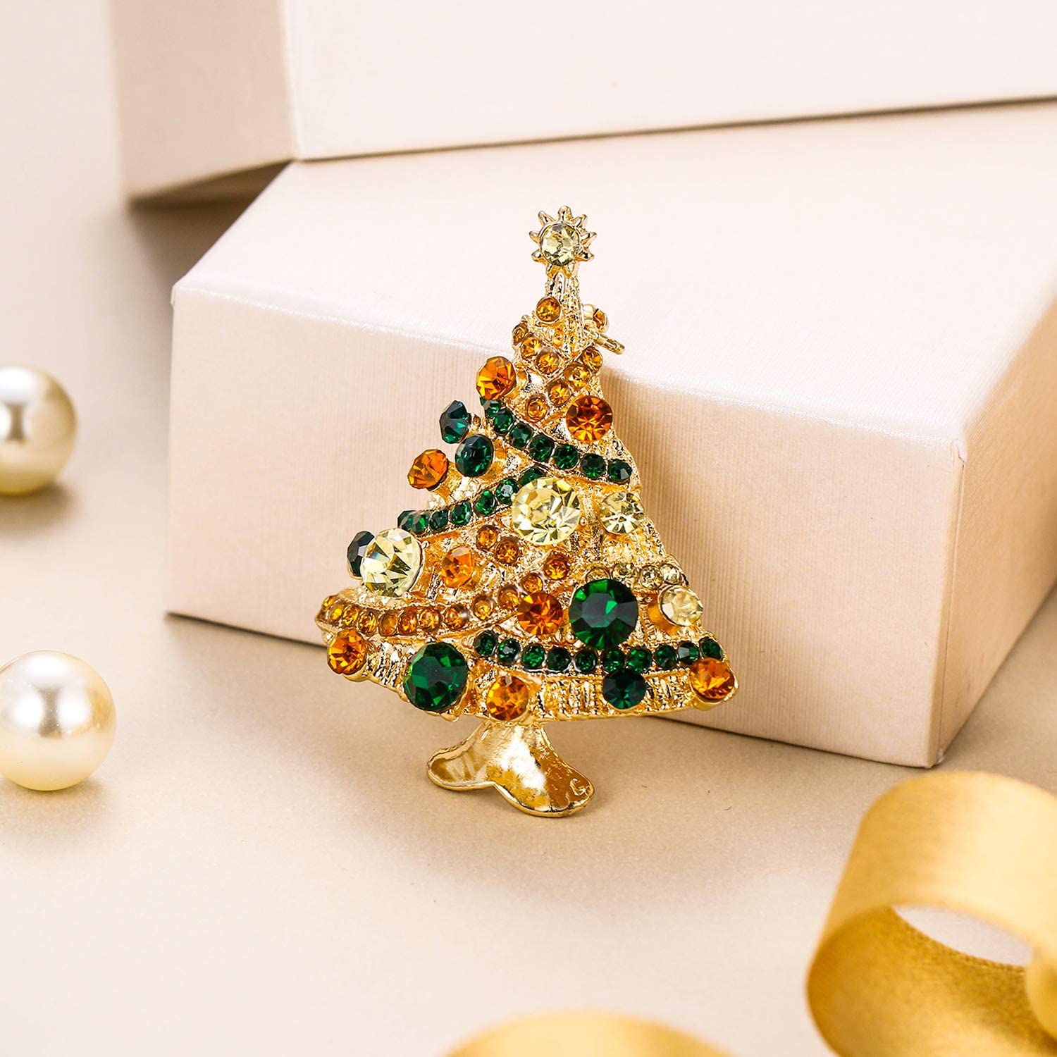 EVER FAITH Christmas Tree Brooch Pin with Austrian Crystals - Elegant Holiday Jewelry for Streamers, Party Wear & Gift Giving