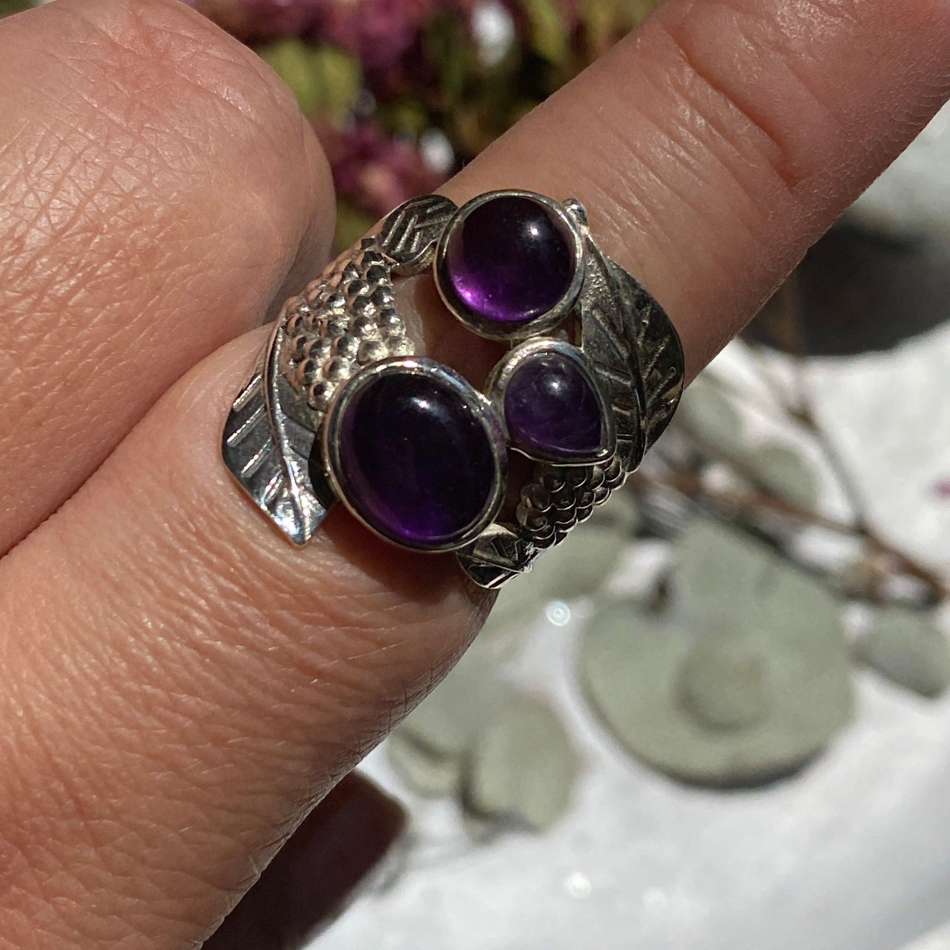 Amethyst Triple Stone Detailed Banded Ring - Size 9 - Elegant Sterling Silver Jewelry for Women - Perfect for Weddings, Parties & Everyday Wear