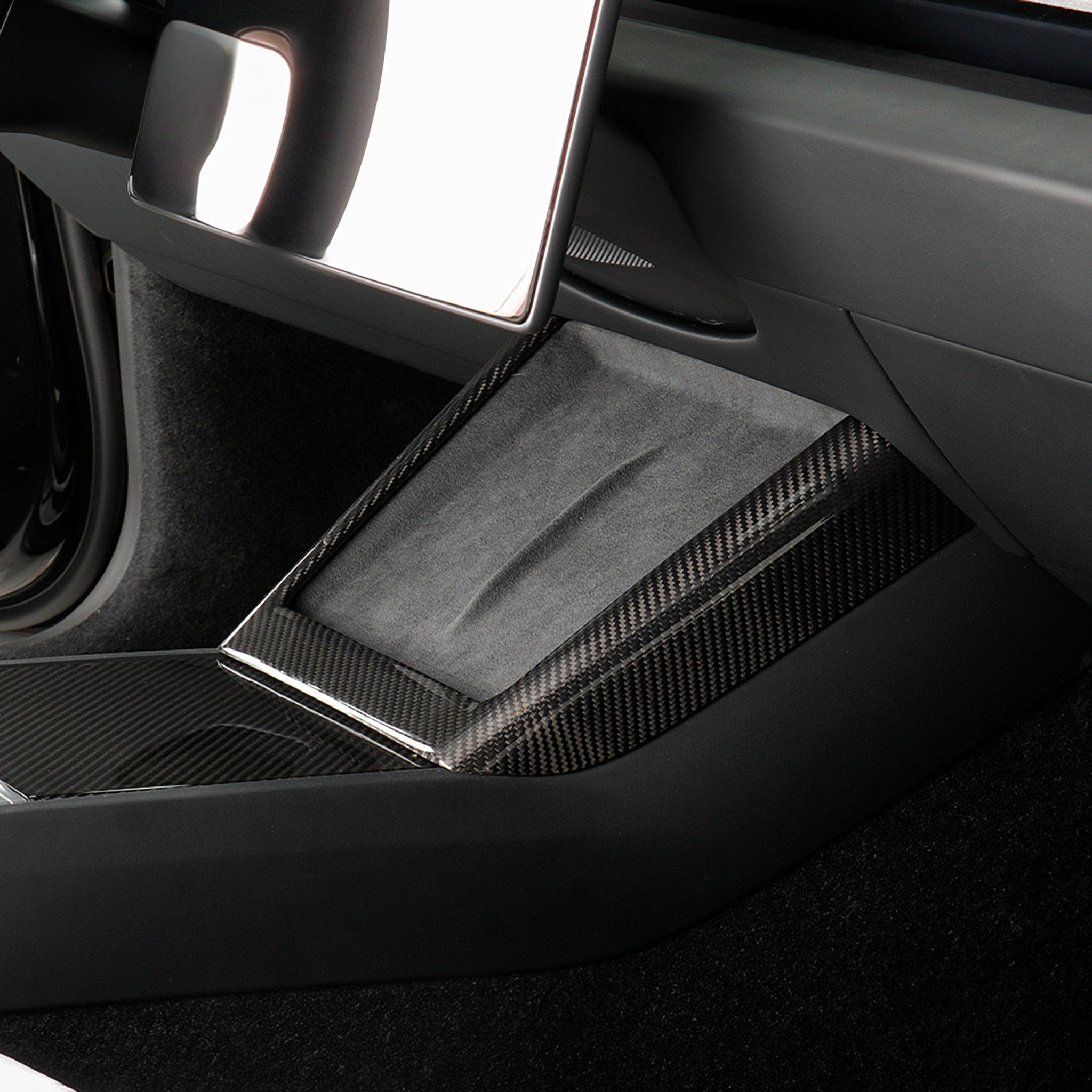 Premium Real Carbon Fiber Wireless Charging Pad Frame for Tesla Model Y 2025+ (Juniper) - Glossy & Matte Finish Interior Upgrade | Perfect for Road Trips & Daily Commutes
