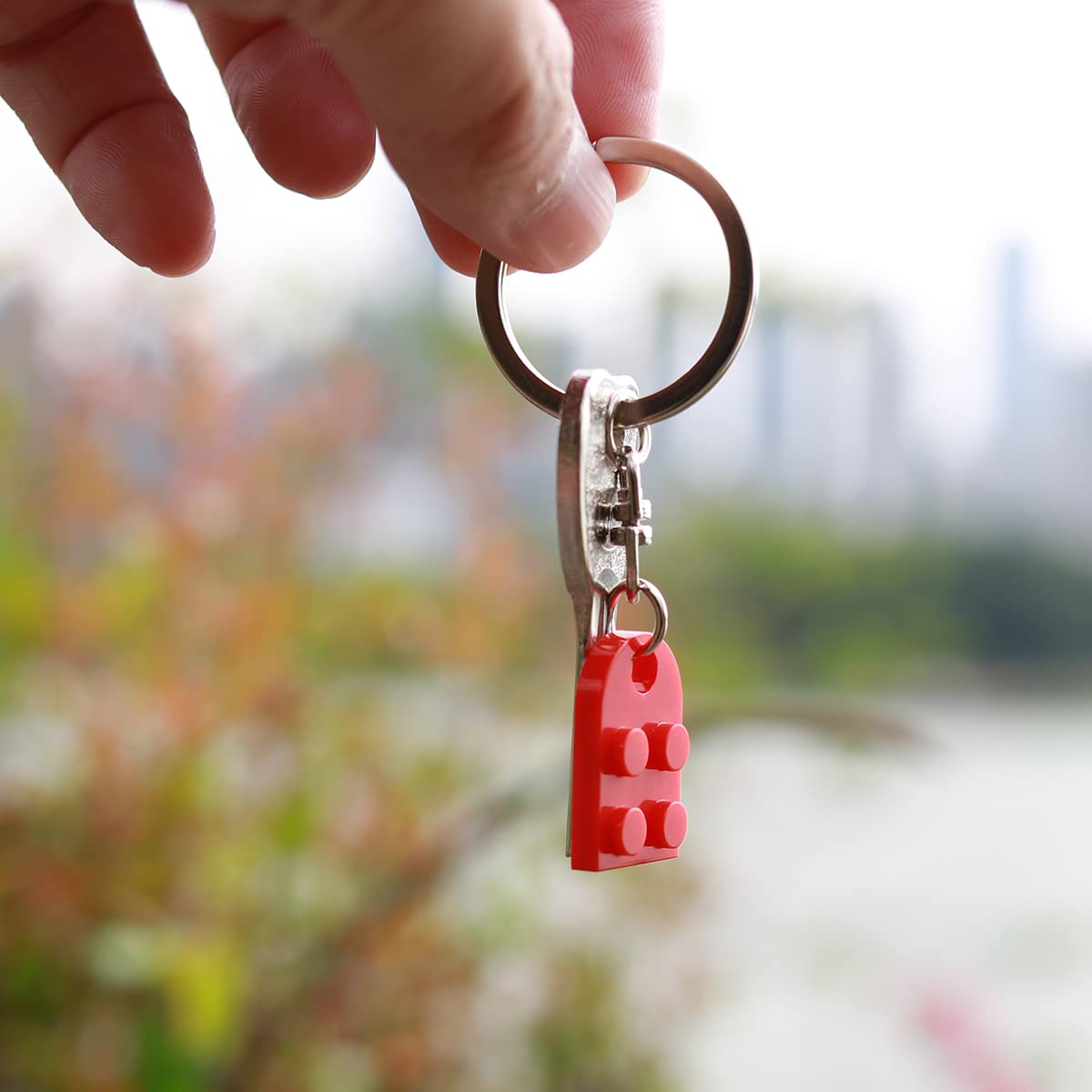 Matching Couple Heart Keychain Set - Romantic Valentine's Day Gift for Boyfriend, Girlfriend, Friends - Lego Compatible - Perfect for Anniversaries, Date Nights & Couple Travel Accessories