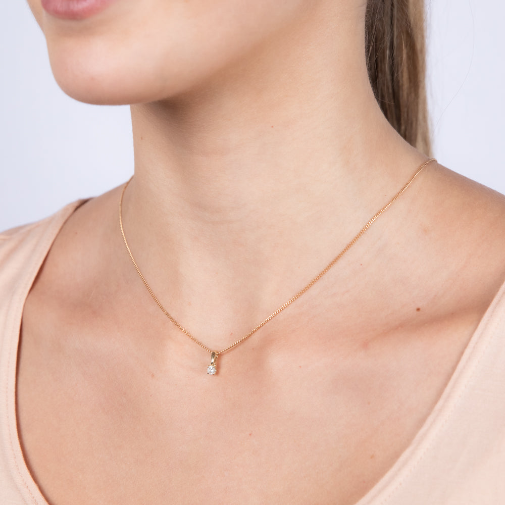 9ct Yellow Gold 1/6 Carat Diamond Pendant Necklace for Women - Elegant Jewelry Gift for Anniversary, Birthday & Special Occasions