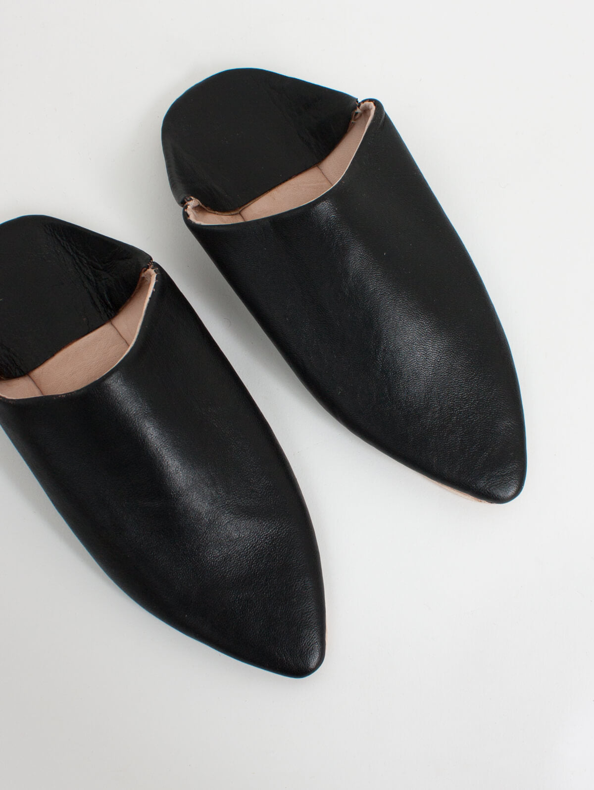 Authentic Moroccan Classic Pointed Babouche Slippers - Soft Leather Comfort Shoes for Men & Women | Perfect for Home, Lounge & Cultural Outfits