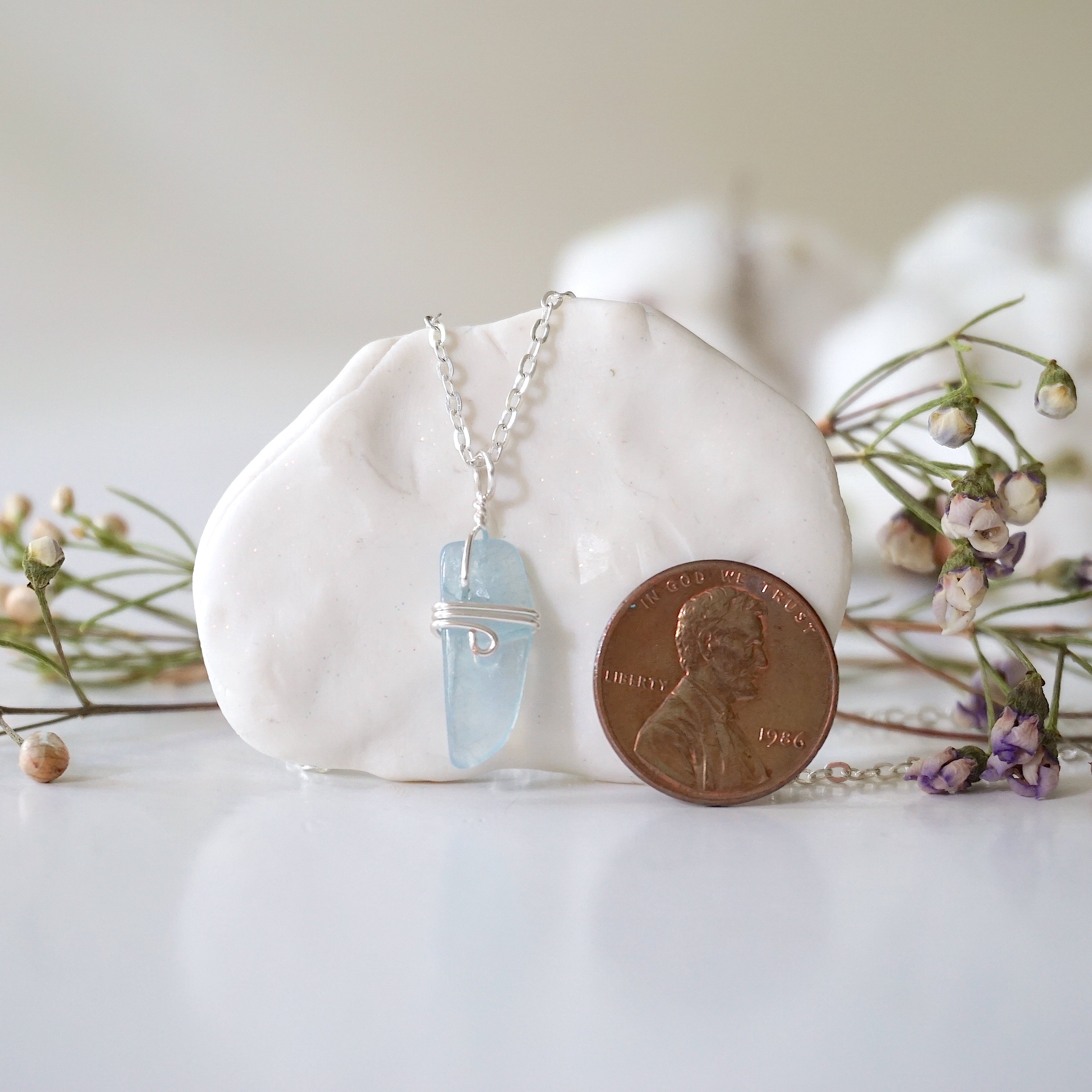 Raw Aquamarine Silver Charm Necklace – Handmade Boho Jewelry for Women – Perfect for Everyday Wear, Gift Giving & Spiritual Healing