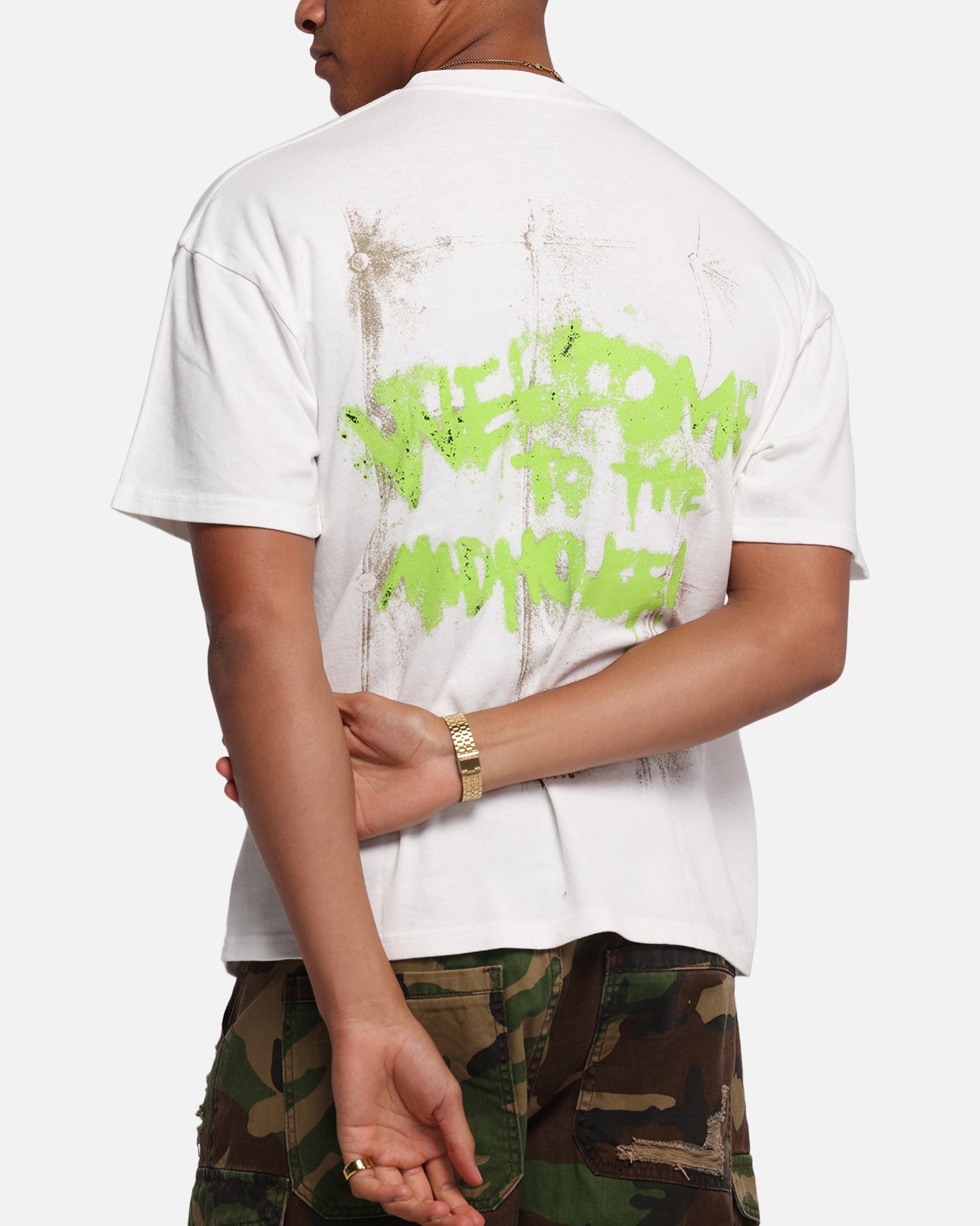 73 Studio X DC Batman Joker Arkham Asylum Vintage Graphic T-Shirt - Off White - Perfect for Cosplay, Comic Con & Superhero Fans