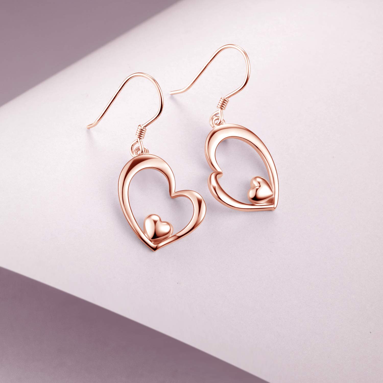 WINNICACA Sterling Silver Heart Dangle Drop Earrings for Women - Romantic Valentine's Day, Birthday, Anniversary & Christmas Jewelry Gifts - Perfect for Date Nights, Weddings & Special Occasions