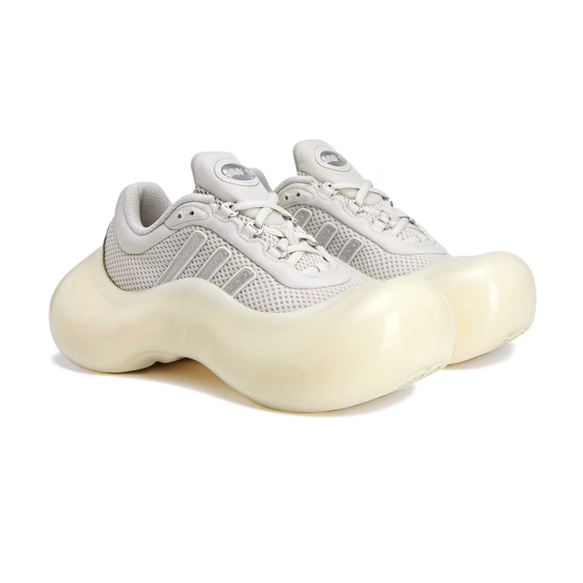 Avavav Moonrubber Sneakers in Off White Silver Metallic - Stylish Comfort for Casual Wear & Street Fashion