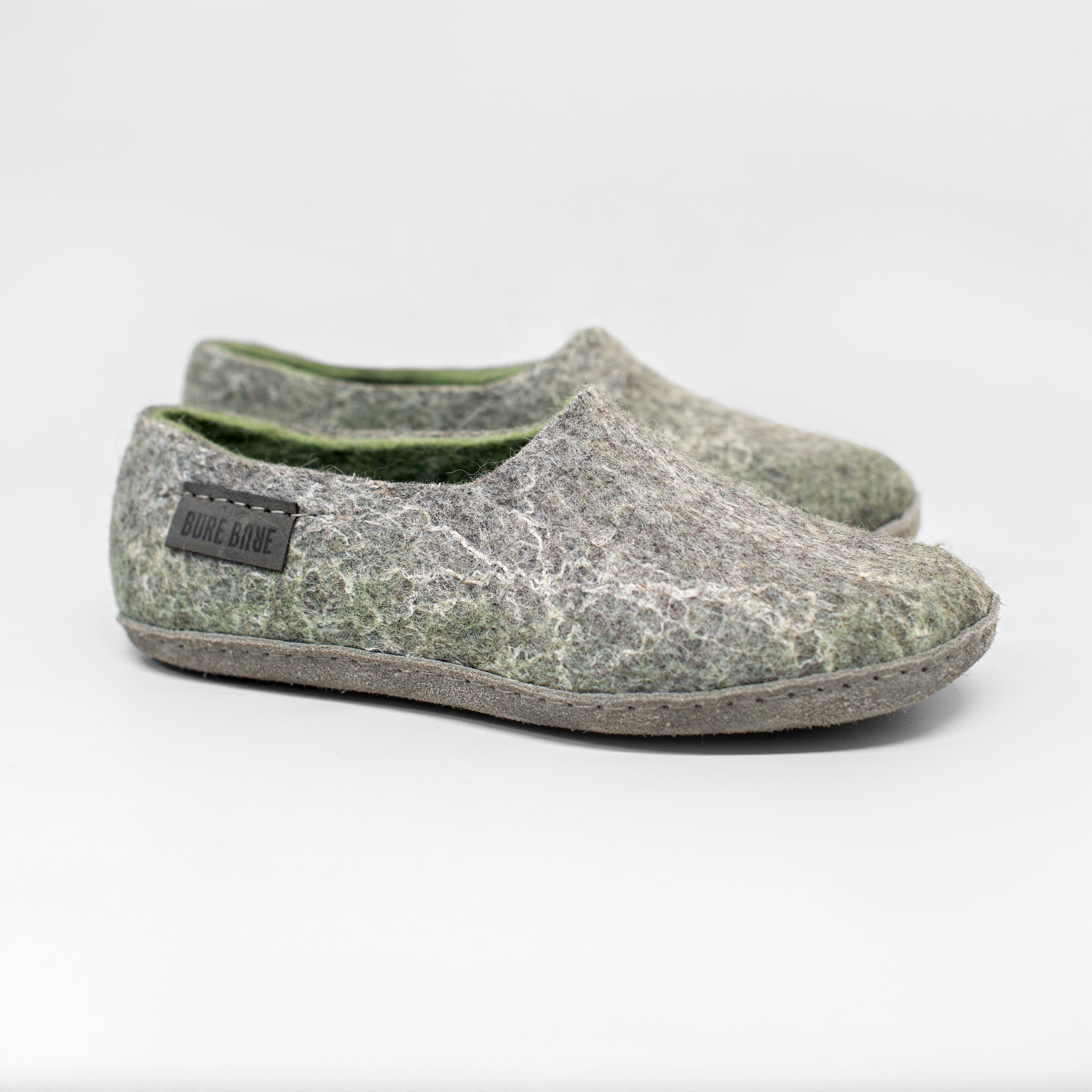 BURE Women's Clogs Slippers - Comfortable Gray Linen House Shoes for Indoor & Outdoor Use - Perfect for Home, Garden, and Quick Errands