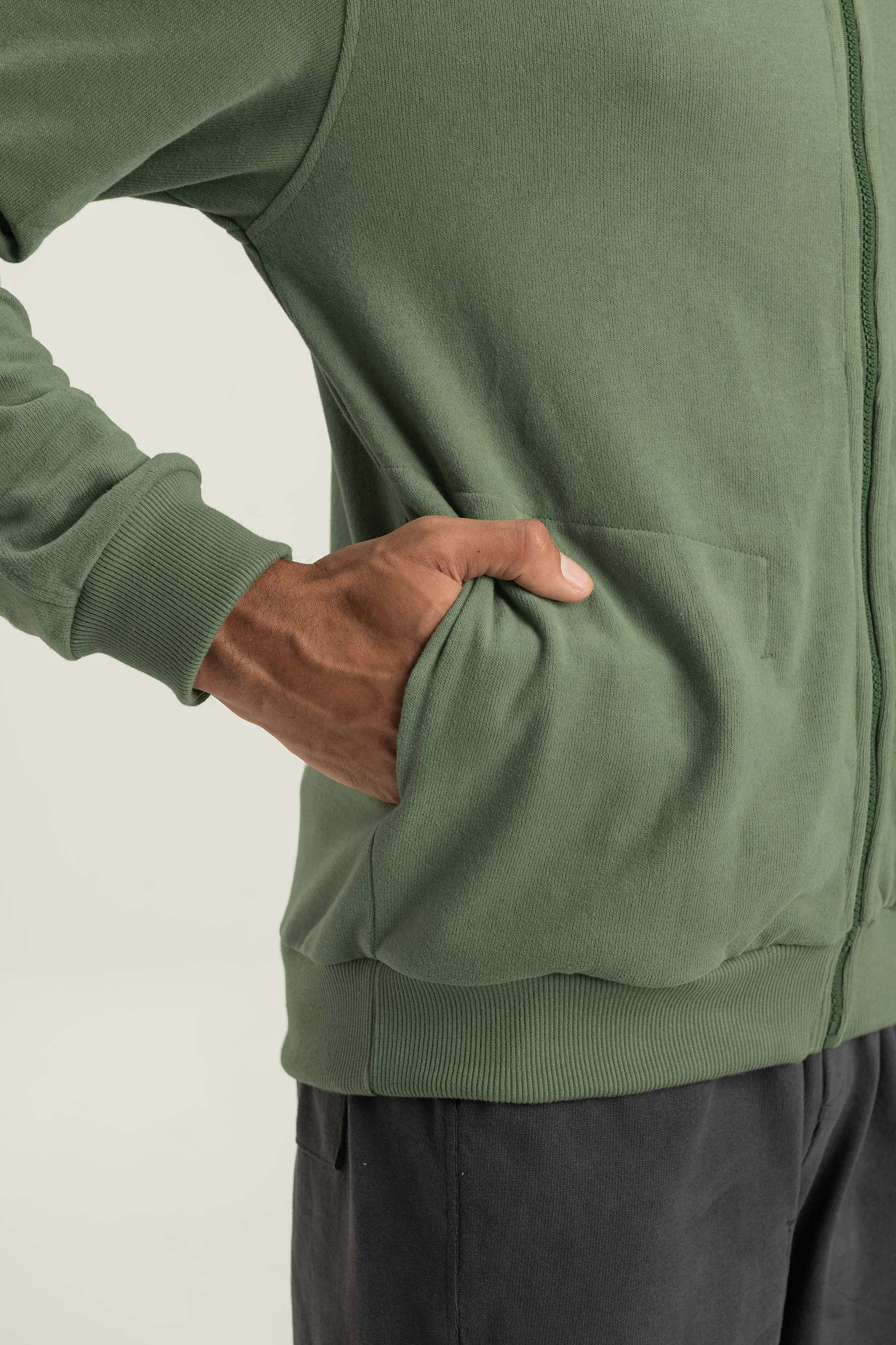 Street Jacket 453576 - Trendy Urban Windbreaker for Men & Women | Perfect for Outdoor Activities, Commuting & Casual Wear
