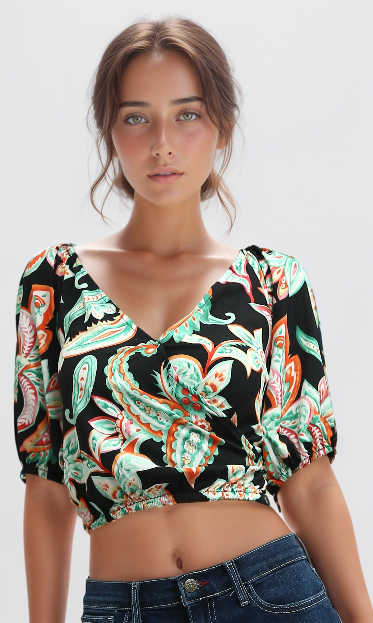 O192259 Women's Stretchy Elastic Waist Short Sleeve Cropped T-Shirt - Black & Green | Casual Summer Outfit, Yoga Workout Top