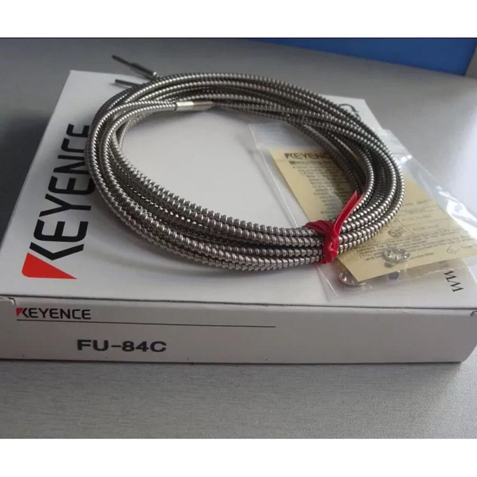 KEYENCE FU-84C Fiber Optic Sensor - High Precision Industrial Automation Equipment for Quality Control & Object Detection | Perfect for Manufacturing, Packaging & Robotics Applications