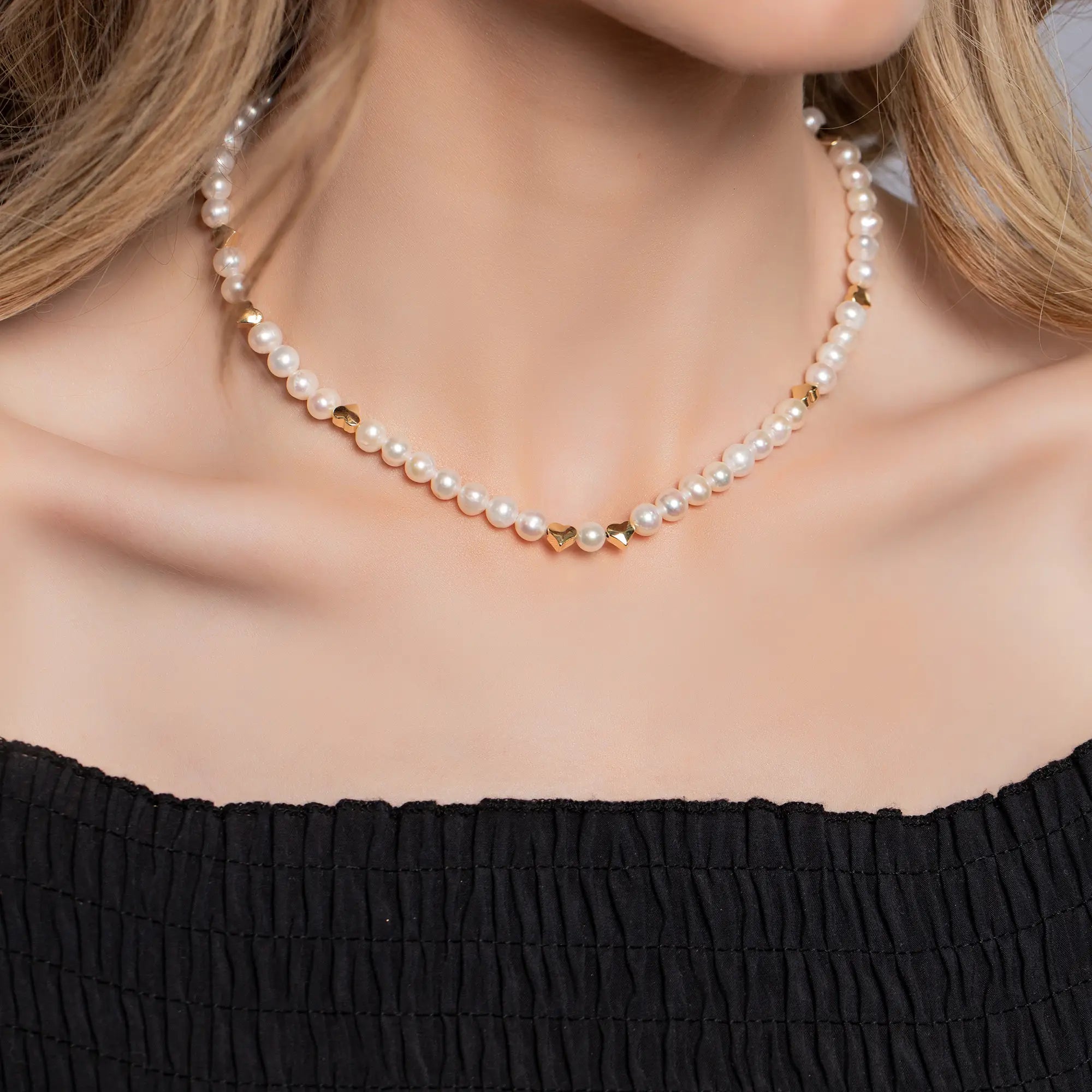 Elegant Pearl and Heart Necklace for Women - Romantic Gift for Valentine's Day, Anniversary & Special Occasions | Perfect for Date Nights, Weddings & Formal Events