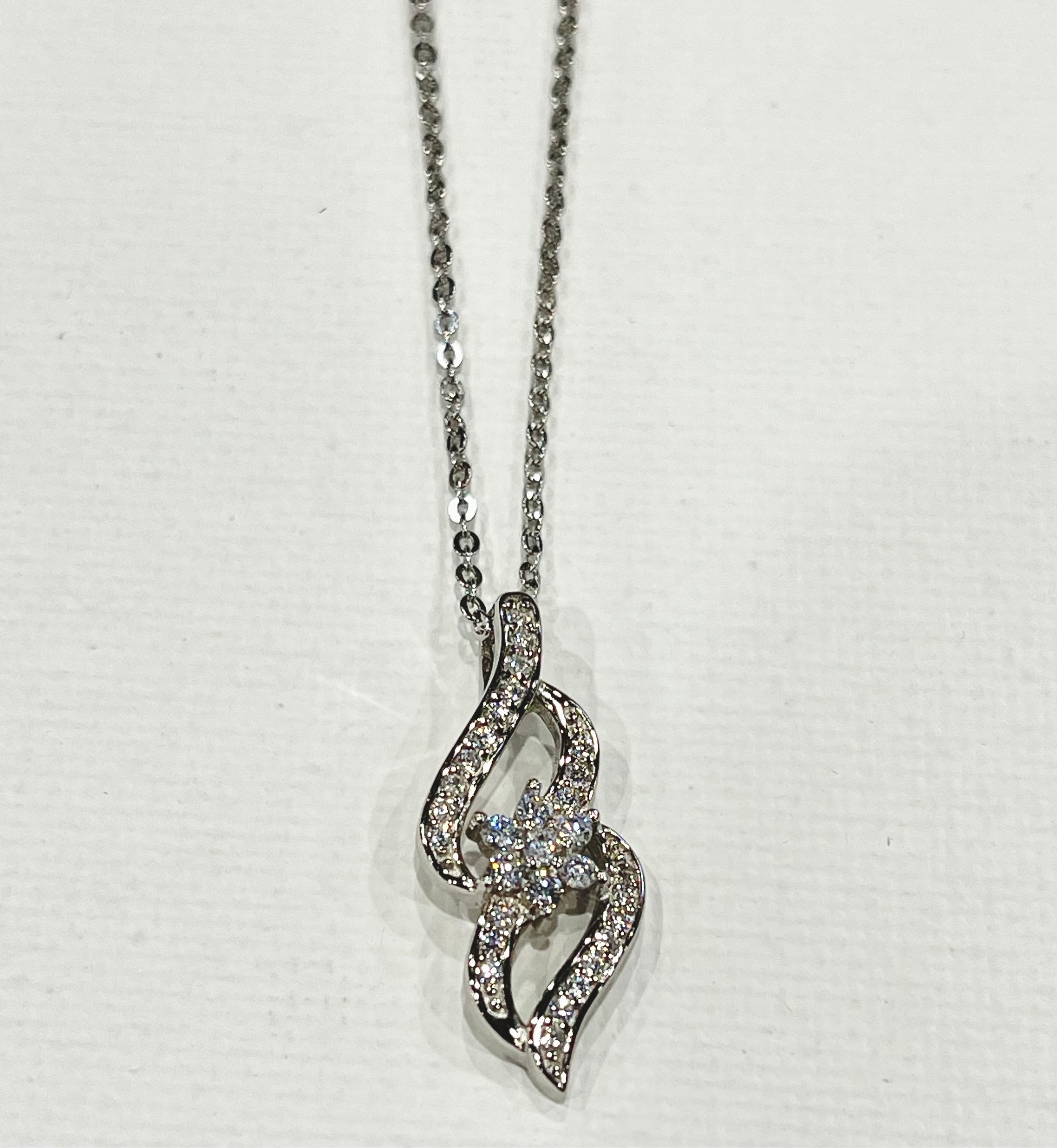 925 Sterling Silver Zircon Pendant Necklace for Women - Elegant Cubic Zirconia Jewelry Gift for Birthday, Anniversary & Valentine's Day | Perfect for Parties, Weddings & Everyday Wear