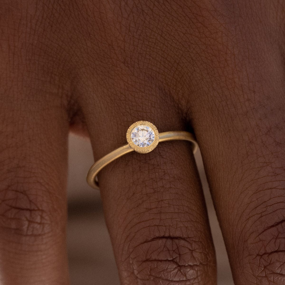 18K Gold Brushed Bezel Diamond Solitaire Ring for Women - Elegant Engagement & Wedding Band - Perfect for Proposals, Anniversaries, and Special Occasions
