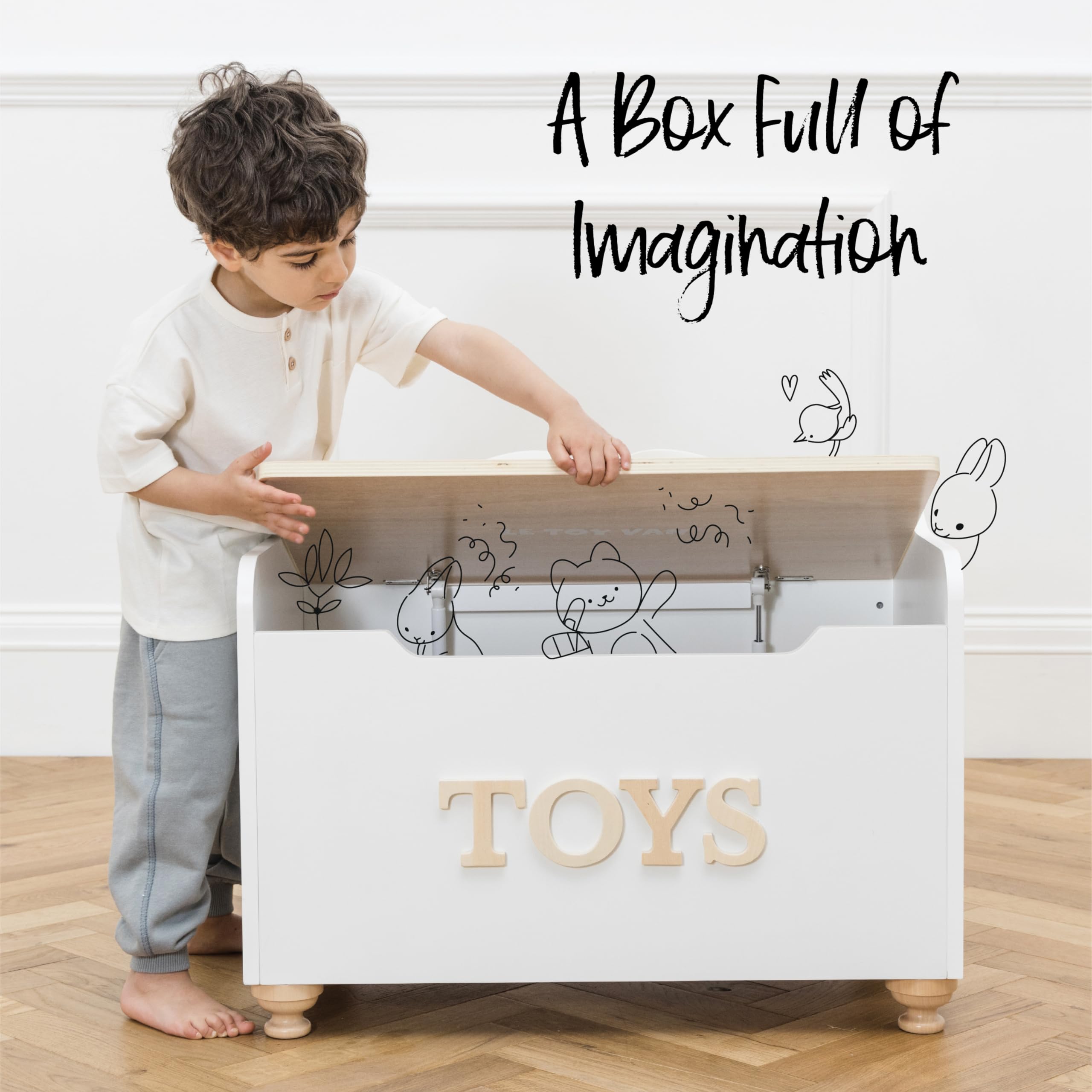 **Le Toy Van TV606 Large Wooden Toy Chest for Kids - Montessori Educational Storage, 68 x 43 x 53 cm, Holds Up to 50 kg, Soft-Close Hinges - Perfect for Nursery, Playroom & Bedroom Organization**
