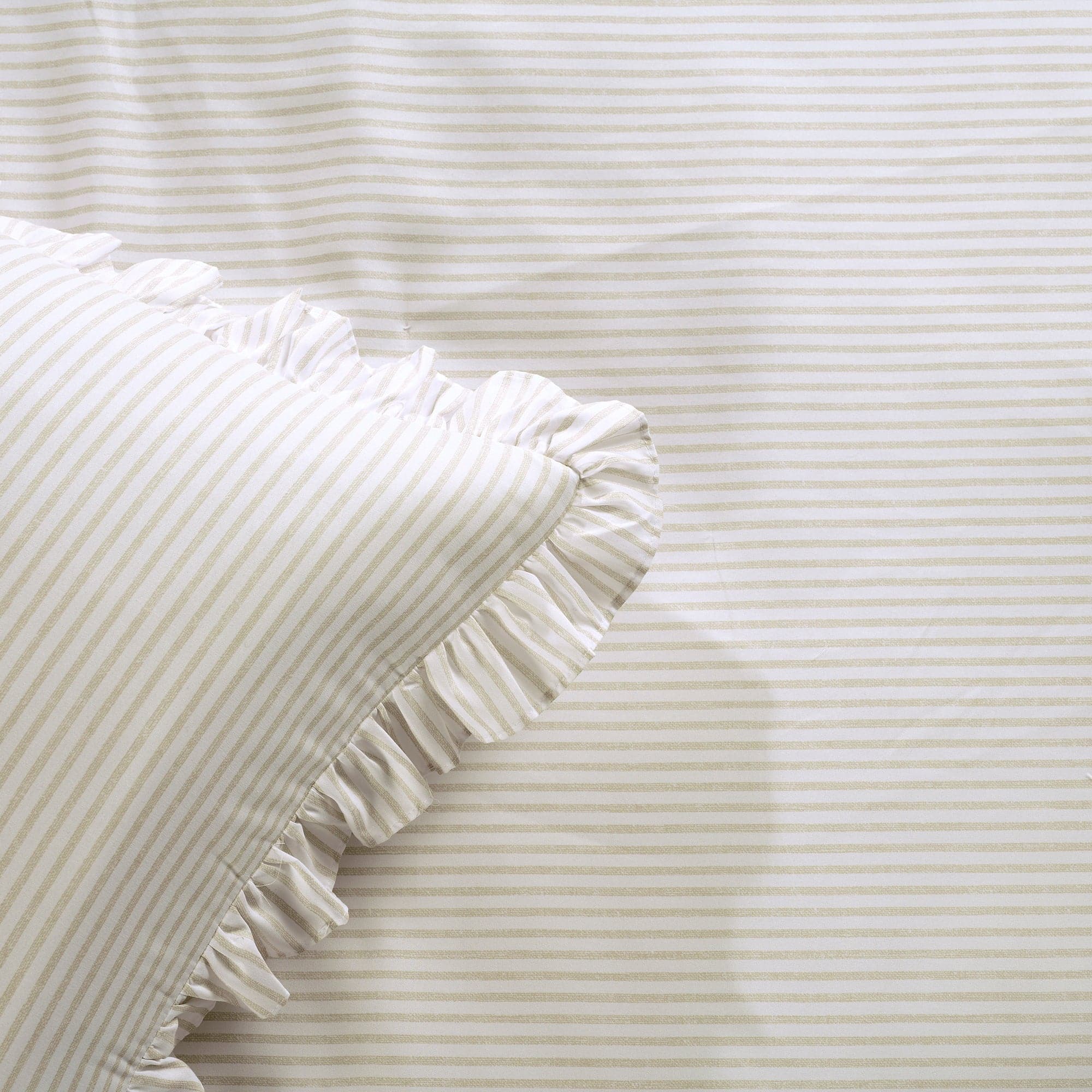 Stylish Ticking Stripe Bedspread Set - Soft & Durable Cotton Bedding for Cozy Bedrooms - Perfect for Guest Rooms, Master Suites & Farmhouse Decor