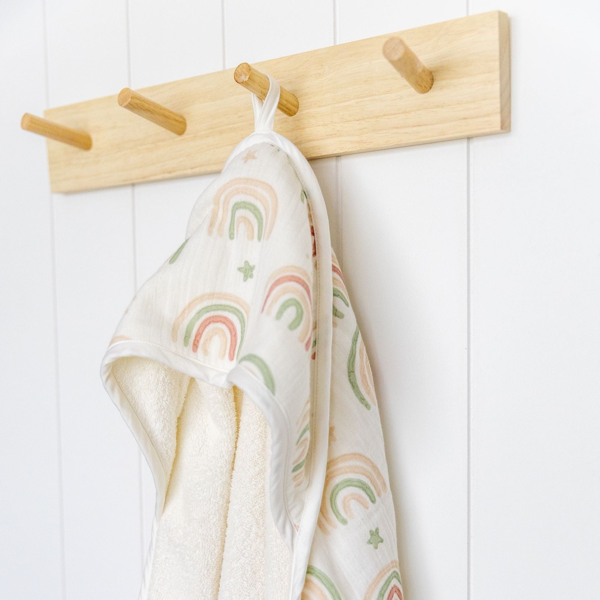 Soft & Absorbent Crane Baby Hooded Towel - 100% Cotton Newborn Bath Towel with Cute Animal Design for Infants & Toddlers - Perfect for Bath Time, Swimming & Beach Outings