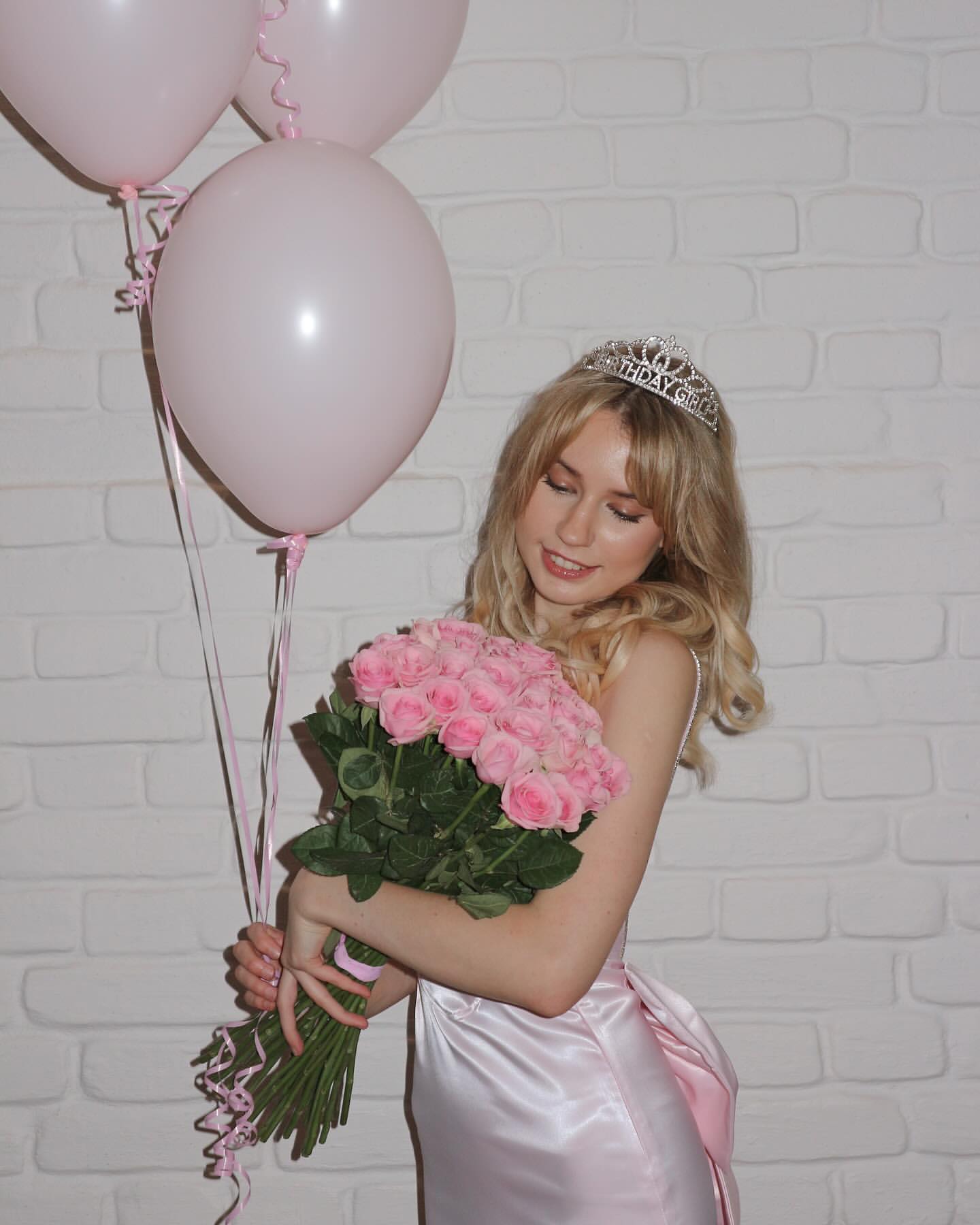 Elegant Light Pink Prom Dress Mermaid Style Backless Formal Gown J6210 for Homecoming, Birthday Party, and Special Occasions