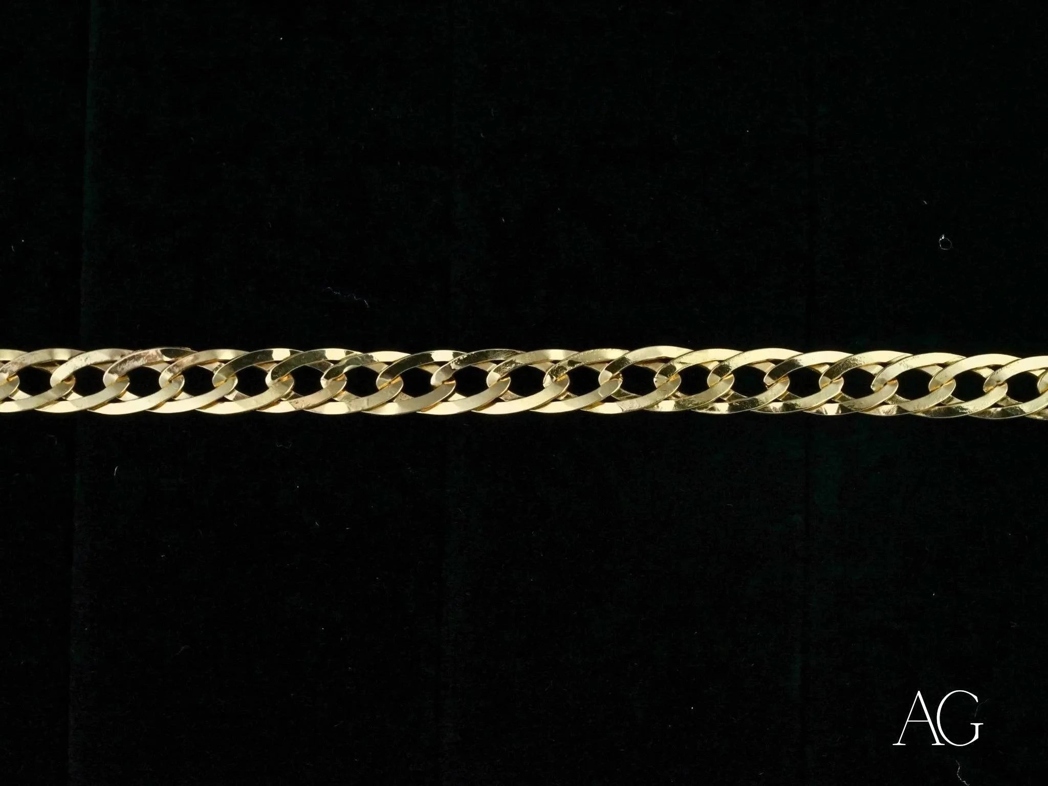 Golden Elegance Double Flated Link Bracelet for Women - Stylish & Sophisticated Jewelry Gift for Parties, Weddings & Special Occasions