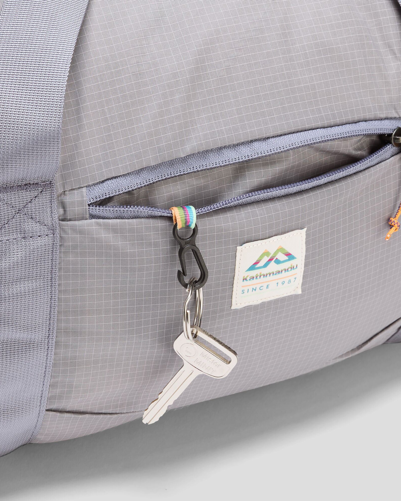 Pack&Go Duffel Bag - Lightweight Travel Duffel with Carry-On Strap for Gym, Weekend Trips & Outdoor Adventures | Light Haze Color