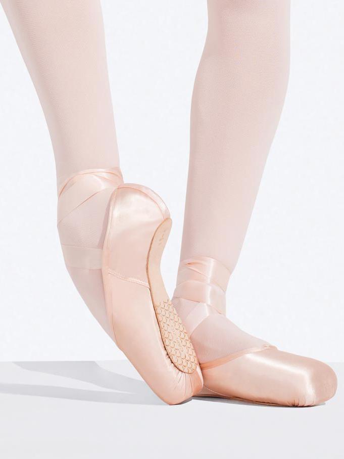 Capezio Ava Pointe Shoe - Professional Ballet Shoes with Strong Shank for Dancers | Perfect for Ballet Performances, Rehearsals & Dance Classes