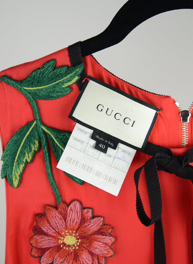 Gucci Red Long Dress with Floral Embroidery - Size 40 | Elegant Evening Gown for Parties, Weddings & Special Occasions
