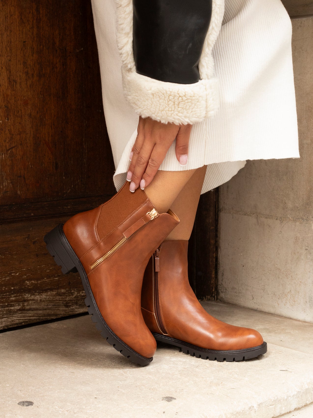 Peyton Tan - Stylish and Comfortable Women's Fashion Apparel for Casual Wear, Work, and Everyday Outfits