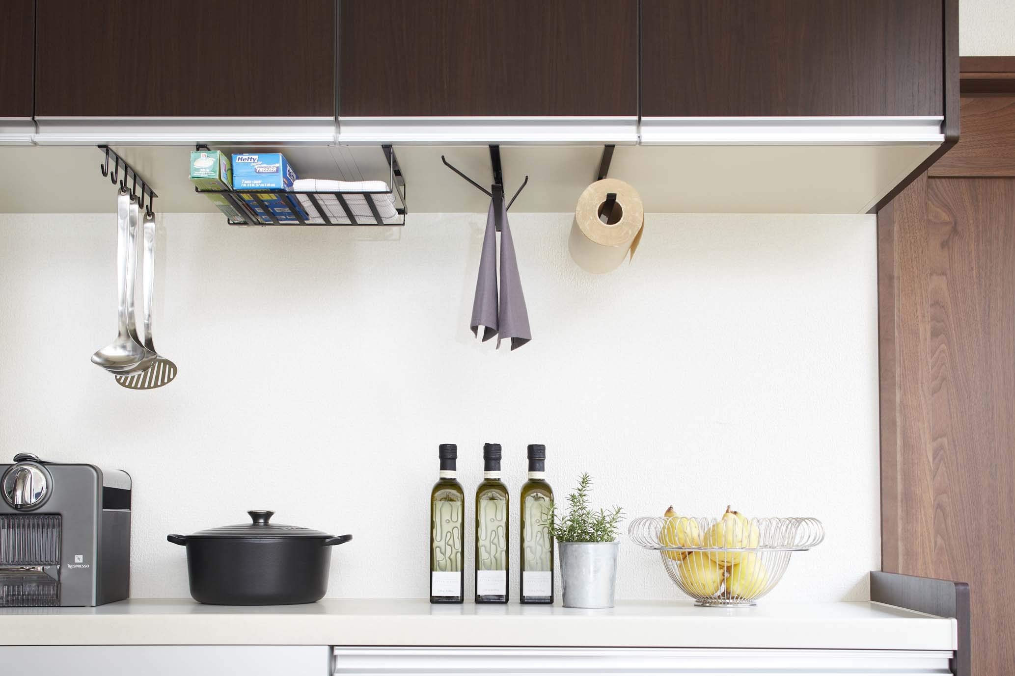 Yamazaki Home Under Shelf Organizer - Space Saving Kitchen & Bathroom Storage Rack for Utensils, Spices & Cleaning Tools - Perfect for Small Spaces & Closet Organization