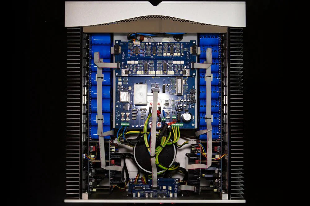 Audia Flight Strumento No.8 Mono Power Amplifier - High-End Audio Equipment for Home Theater & Audiophile Listening