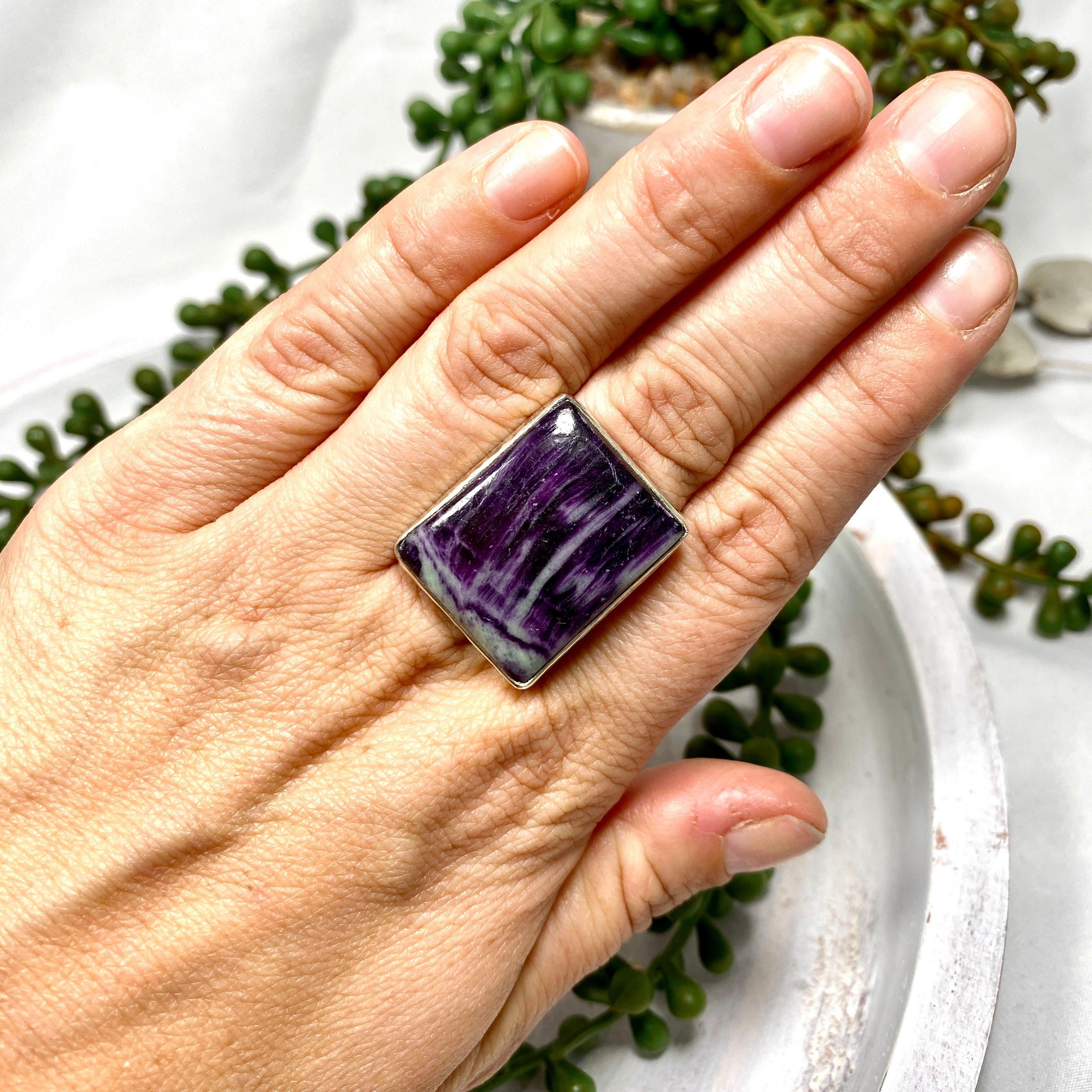Kammererite Rectangle Cabochon Ring Size 8 KRGJ2391 - Elegant Gemstone Jewelry for Women, Perfect for Weddings & Special Occasions