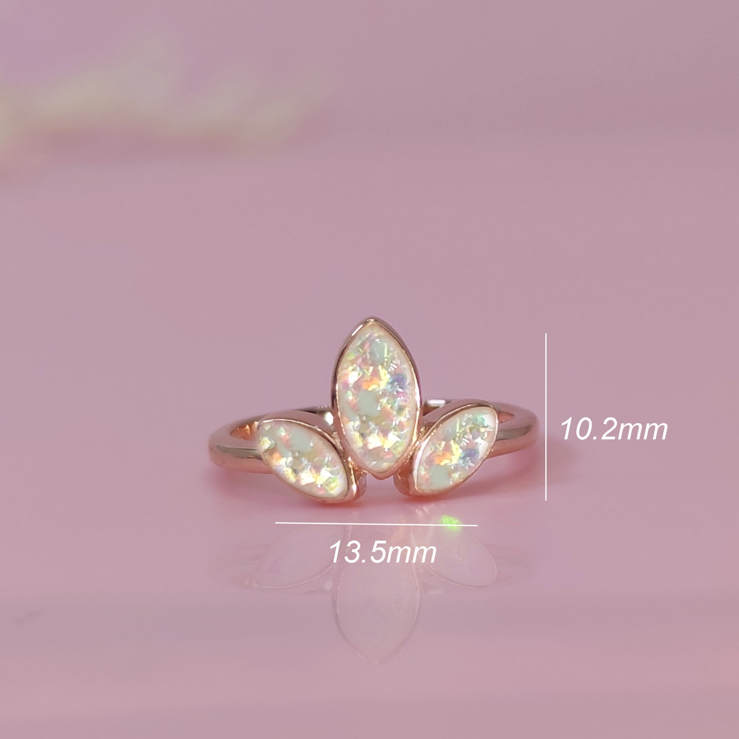 Cloverleaf: Ashes Ring - Elegant Memorial Jewelry for Loved Ones | Perfect for Remembrance, Sympathy Gifts & Keepsakes