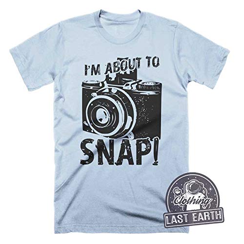 Funny Camera T-Shirt - 'I'm About To Snap' Graphic Tee for Photographers | Vintage Photography Gift for Men, Women & Kids | Perfect for Photo Shoots, Gifts & Casual Wear