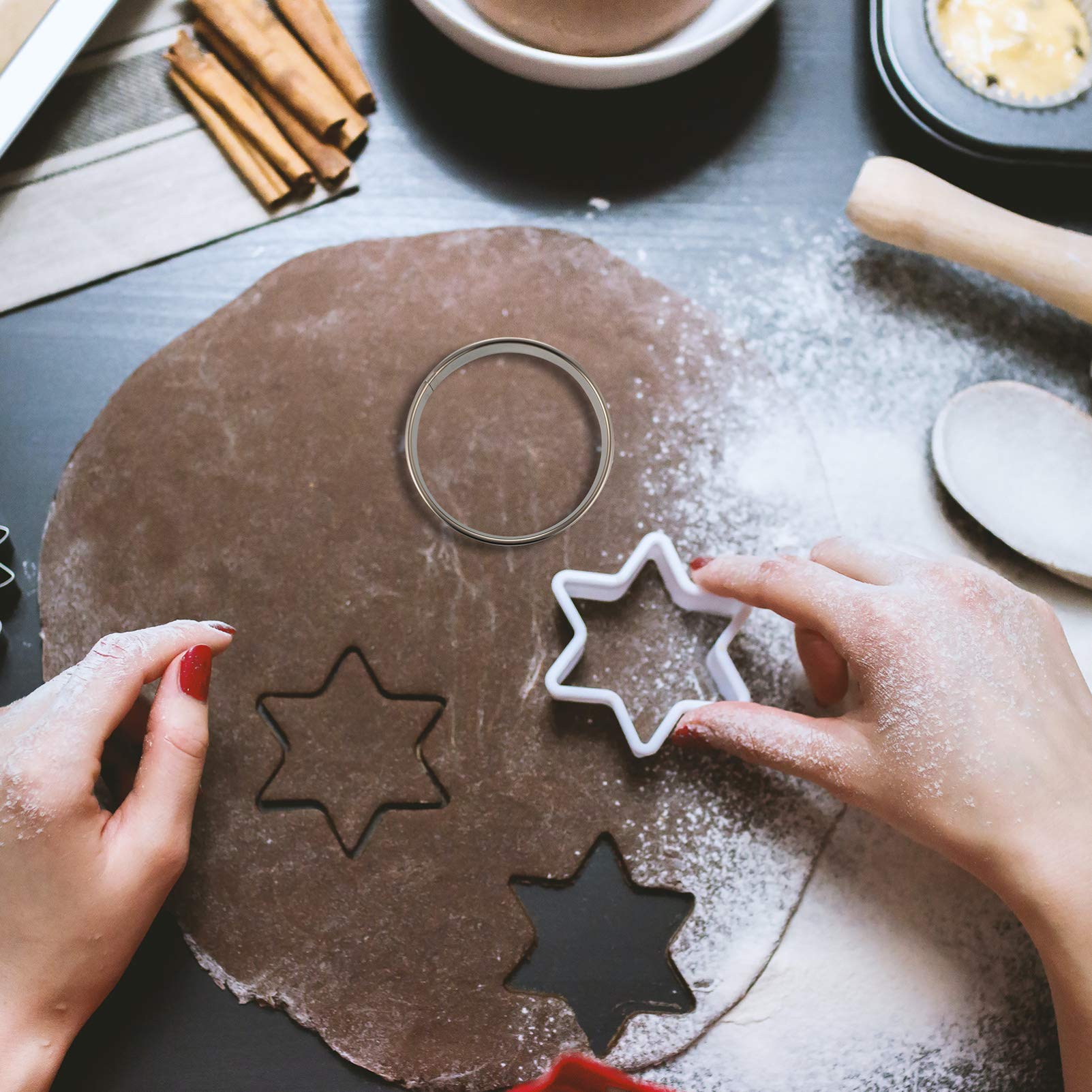 Hemoton 8-Piece Stainless Steel Mousse Ring Molds Set - Cake Baking Tools for Mousse, Cookies, Cheesecake & Desserts - Perfect for Home Baking, Party Treats & Professional Pastry Making