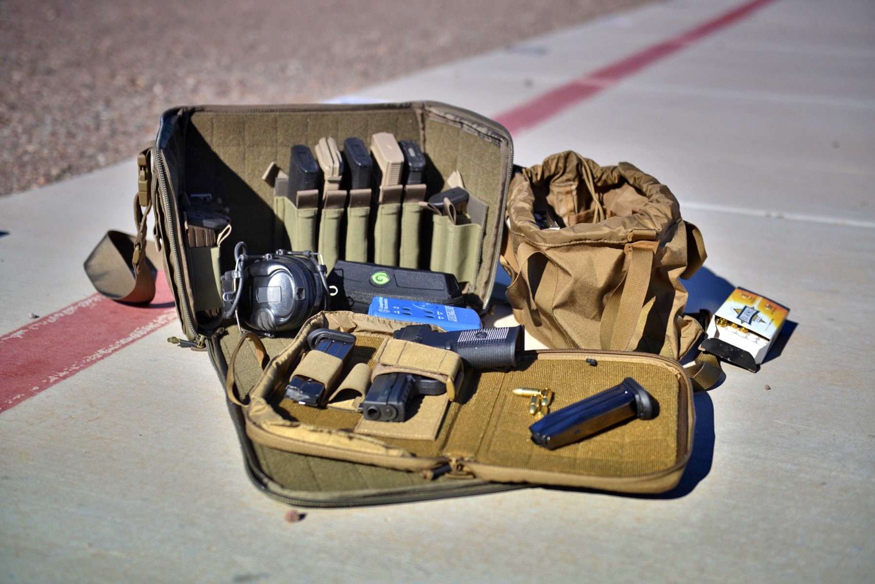 Helikon-Tex Range Line Single Pistol Wallet - Compact & Durable Gun Holster for Concealed Carry | Perfect for Range Training, Outdoor Activities & Everyday Security