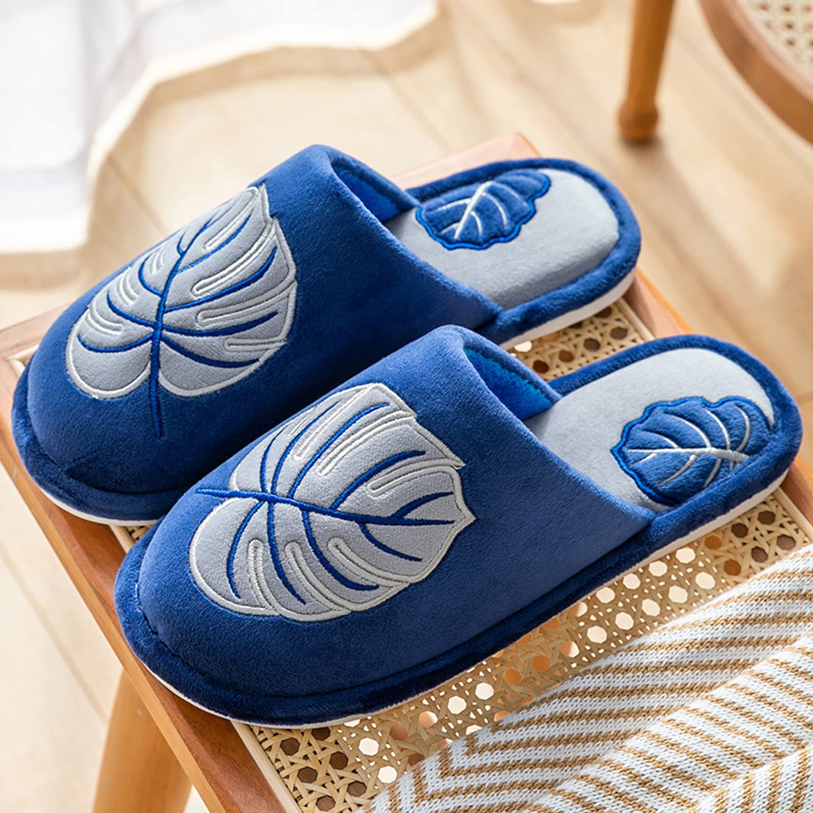 **JHSLXD Cozy Cotton Slippers for Men & Women - Non-Slip Indoor/Outdoor House Shoes for Winter Warmth & Comfort - Perfect for Home, Office, and Travel**