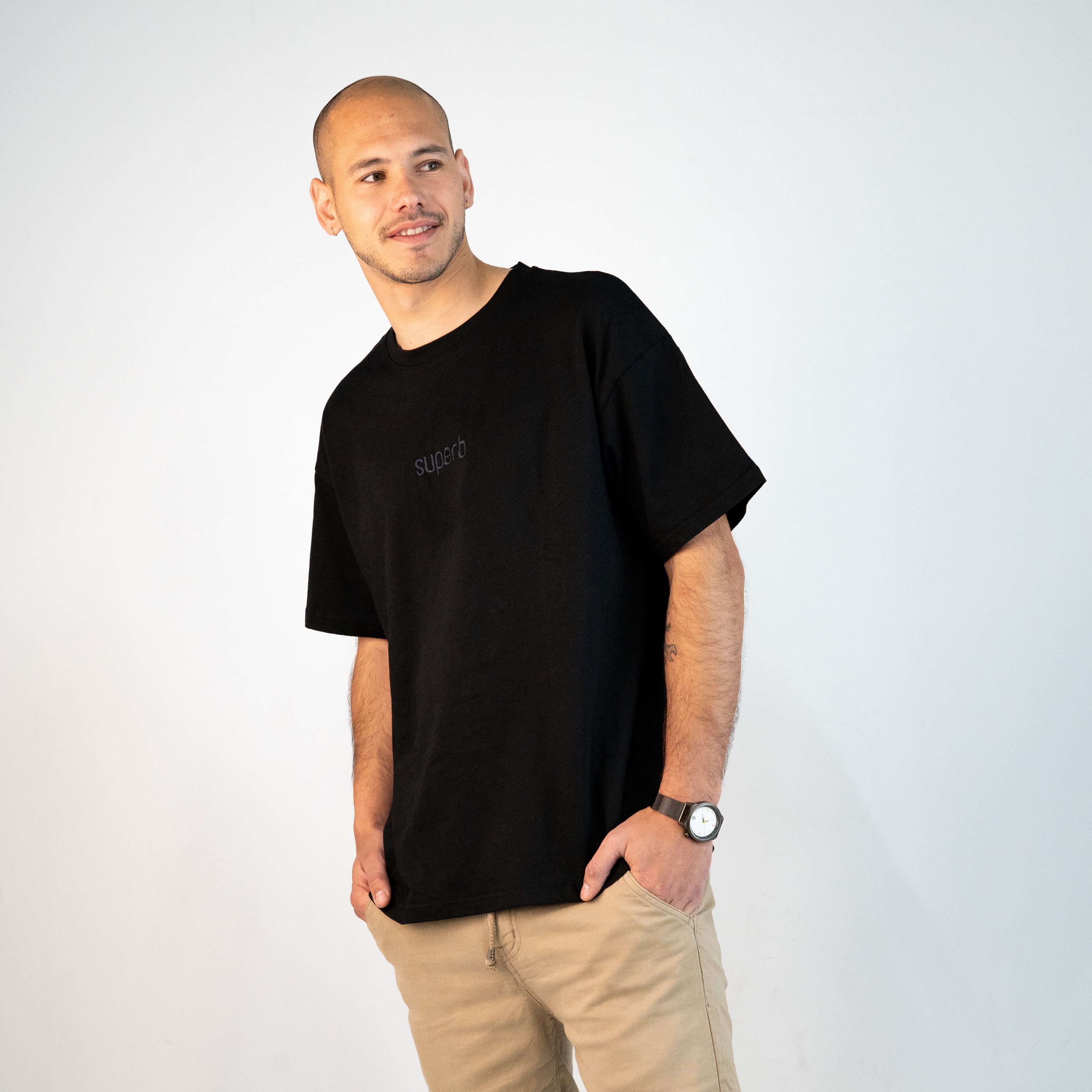 Essential Black T-Shirt for Men & Women - Soft Cotton Comfort Fit Tee - Perfect for Casual Wear, Gym & Everyday Outfits
